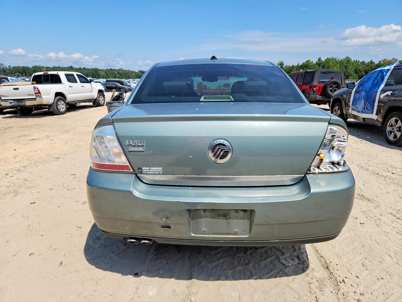 2008 Mercury Sable Premier Green vin: 1MEHM42W08G602642