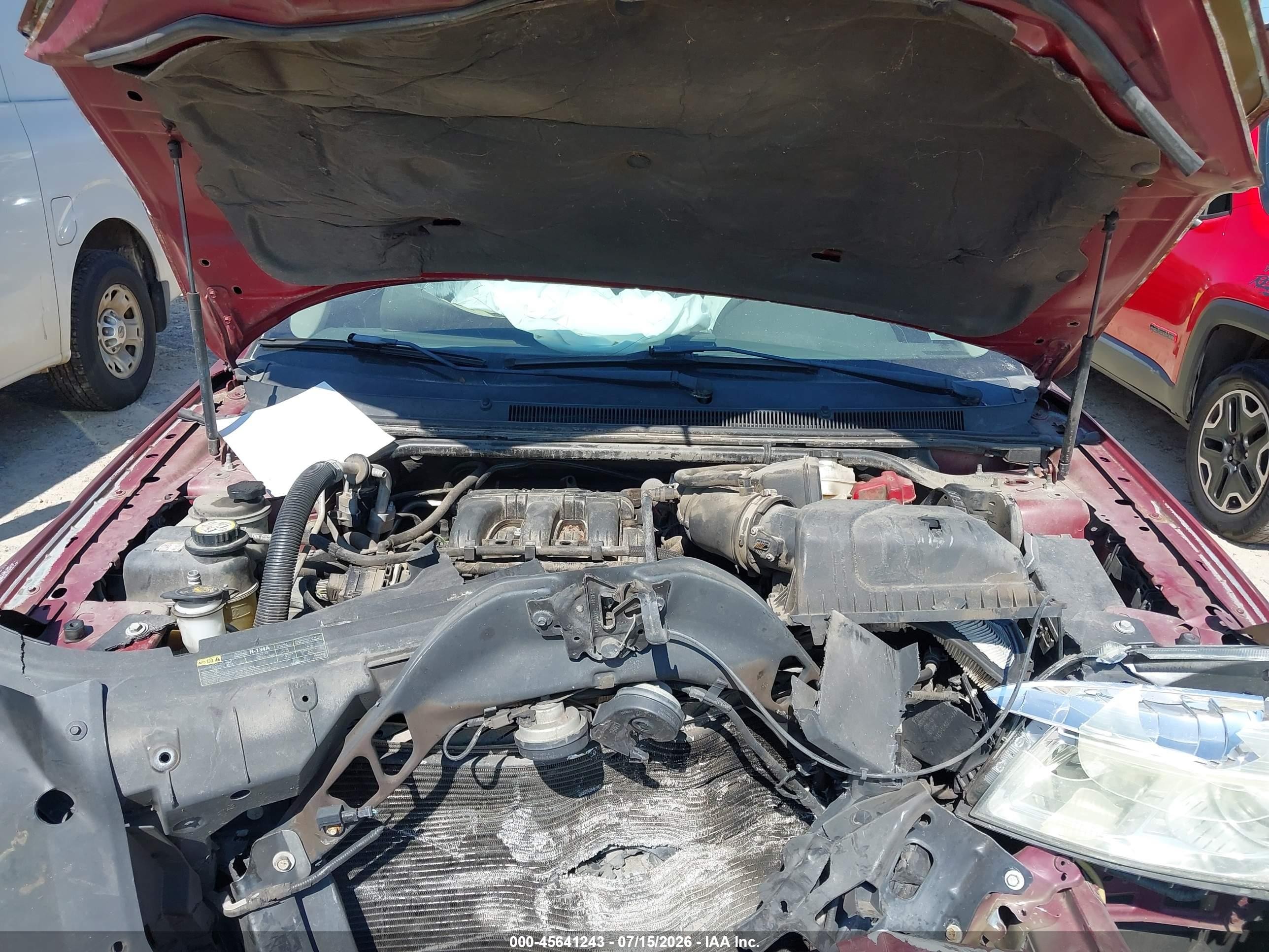 2008 Mercury Sable Premier Темно-бордовый vin: 1MEHM42W08G622387