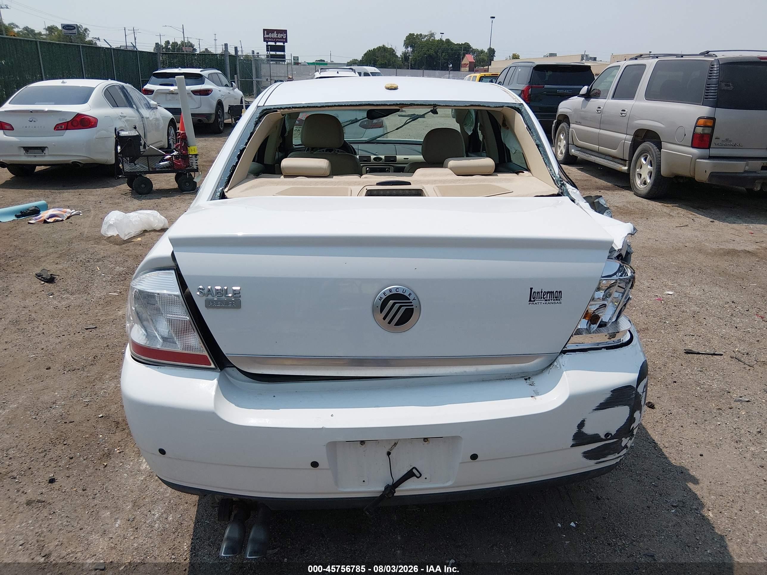 2008 Mercury Sable Premier White vin: 1MEHM42W08G623779