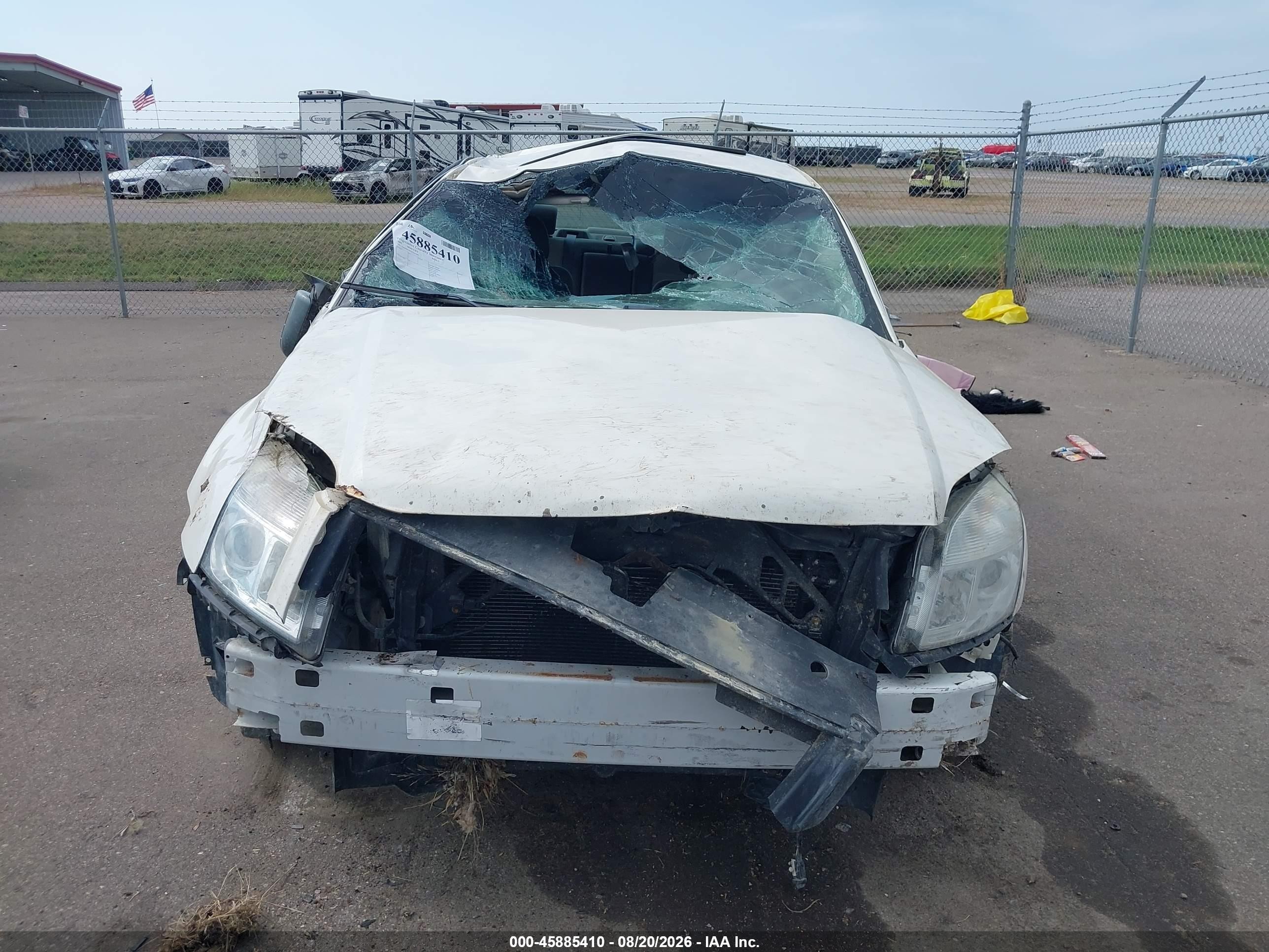 2009 Mercury Sable Premier White vin: 1MEHM42W19G621069