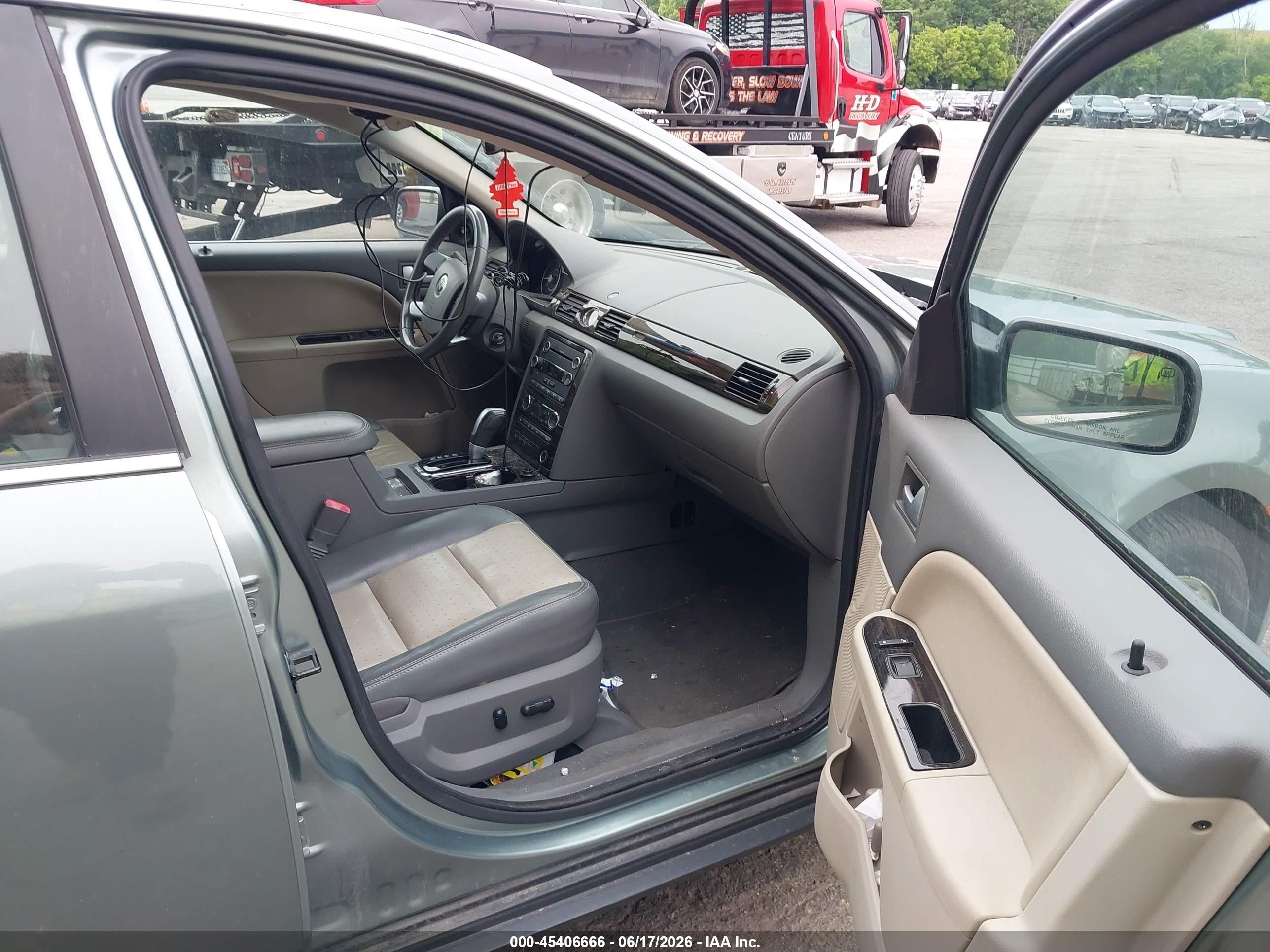 2008 Mercury Sable Premier Green vin: 1MEHM42W28G602111