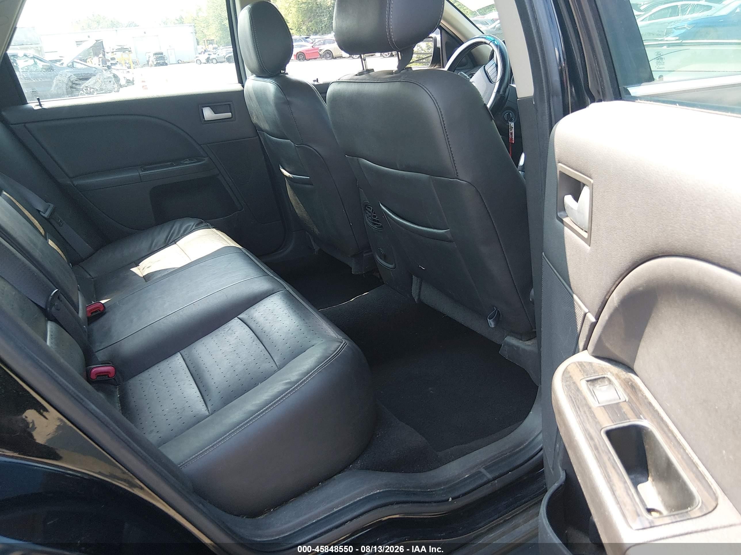 2008 Mercury Sable Premier Black vin: 1MEHM42W28G619345