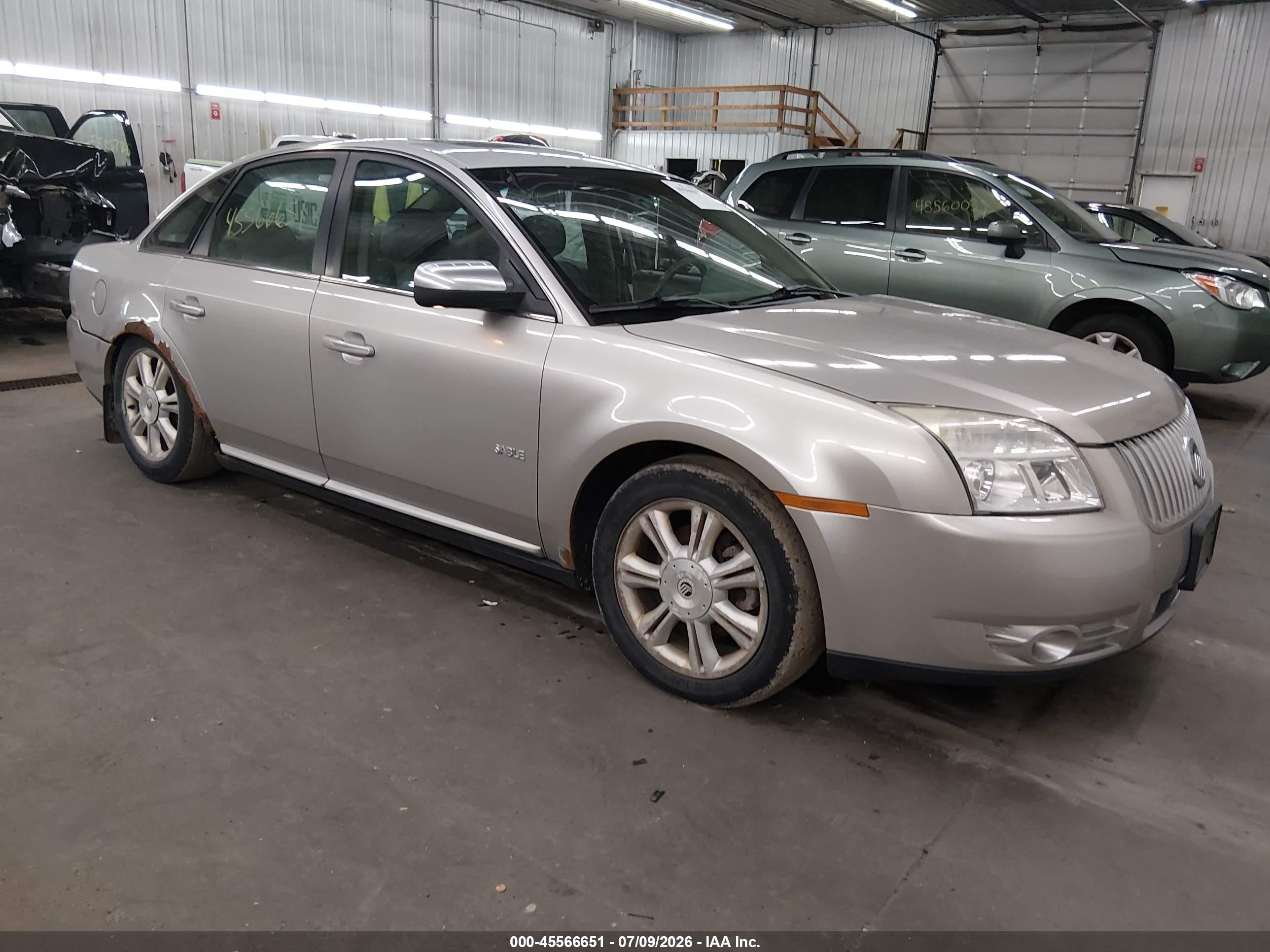 2008 Mercury Sable Premier Silver vin: 1MEHM42W28G620091