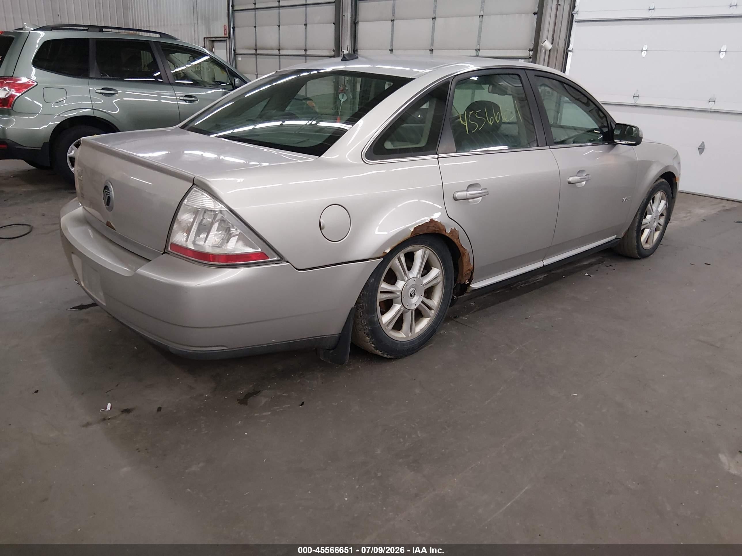 2008 Mercury Sable Premier Серебряный vin: 1MEHM42W28G620091