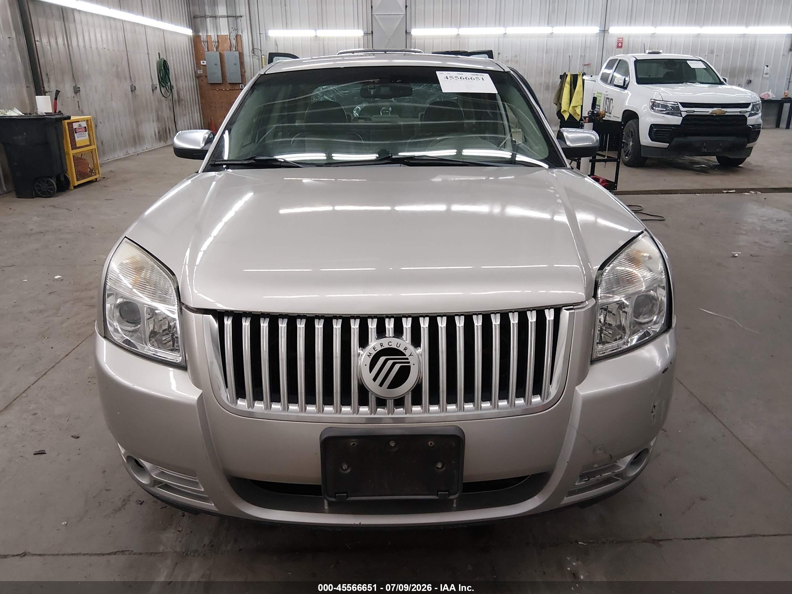 2008 Mercury Sable Premier Серебряный vin: 1MEHM42W28G620091