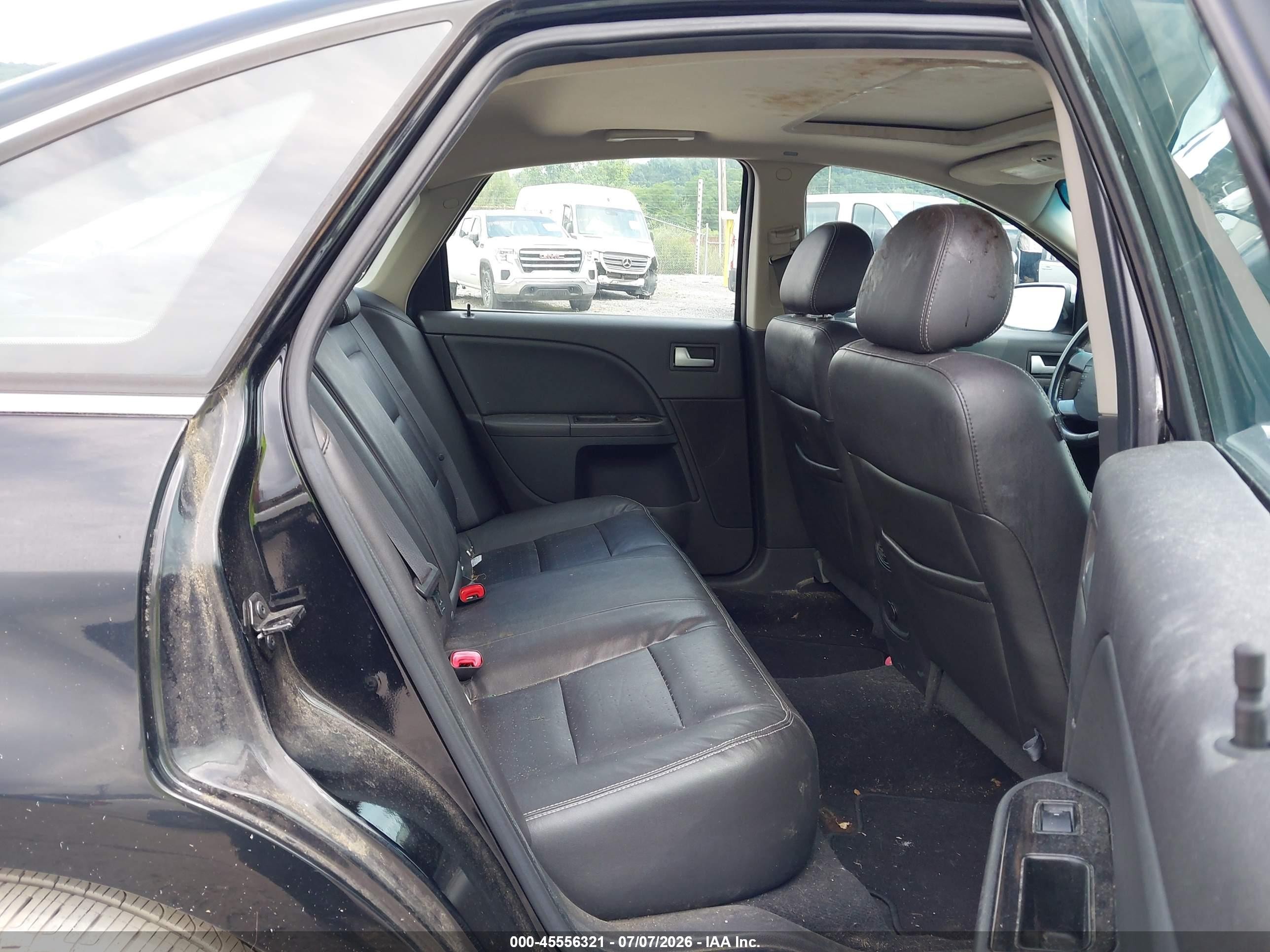 2008 Mercury Sable Premier Черный vin: 1MEHM42W28G624044