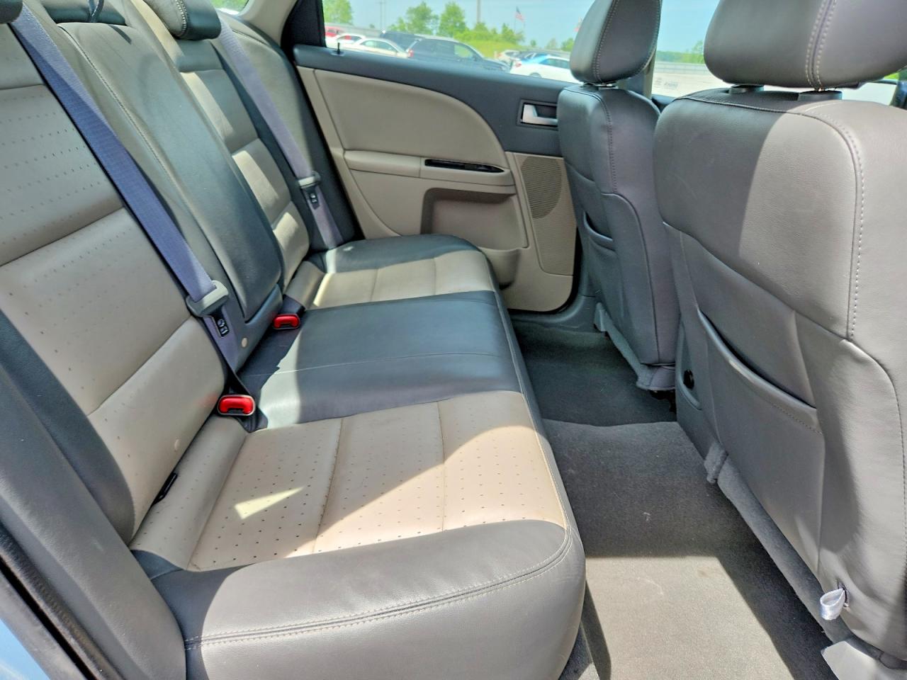 2009 Mercury Sable Premier Blue vin: 1MEHM42W39G614625