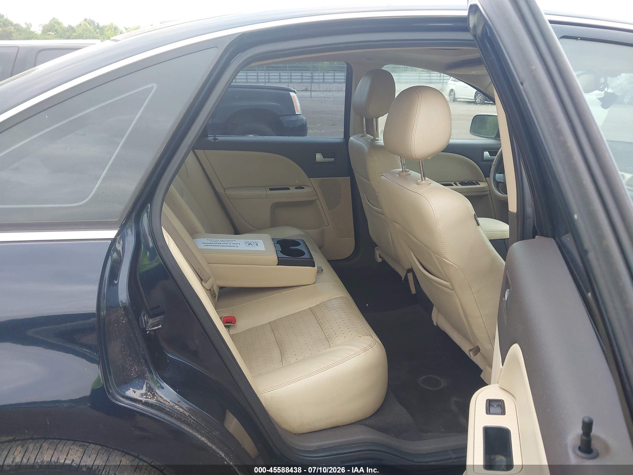 2008 Mercury Sable Premier Черный vin: 1MEHM42W58G626922