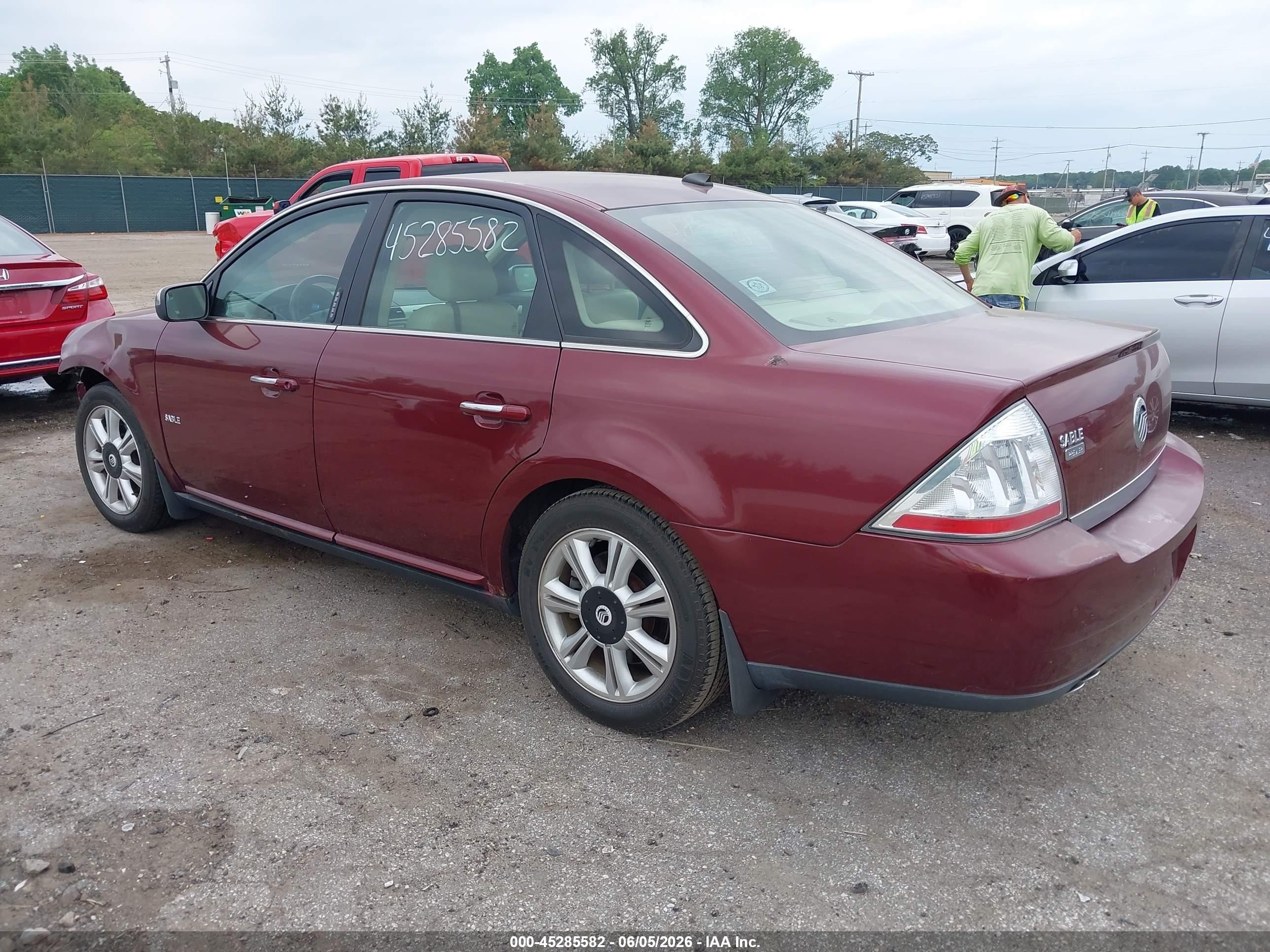 2008 Mercury Sable Premier Maroon vin: 1MEHM42W78G602797