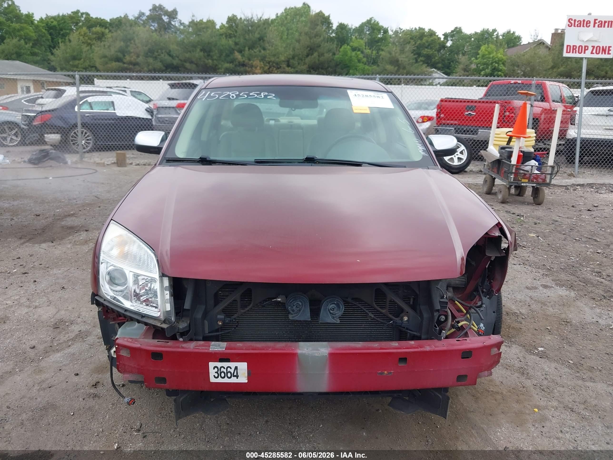 2008 Mercury Sable Premier Maroon vin: 1MEHM42W78G602797