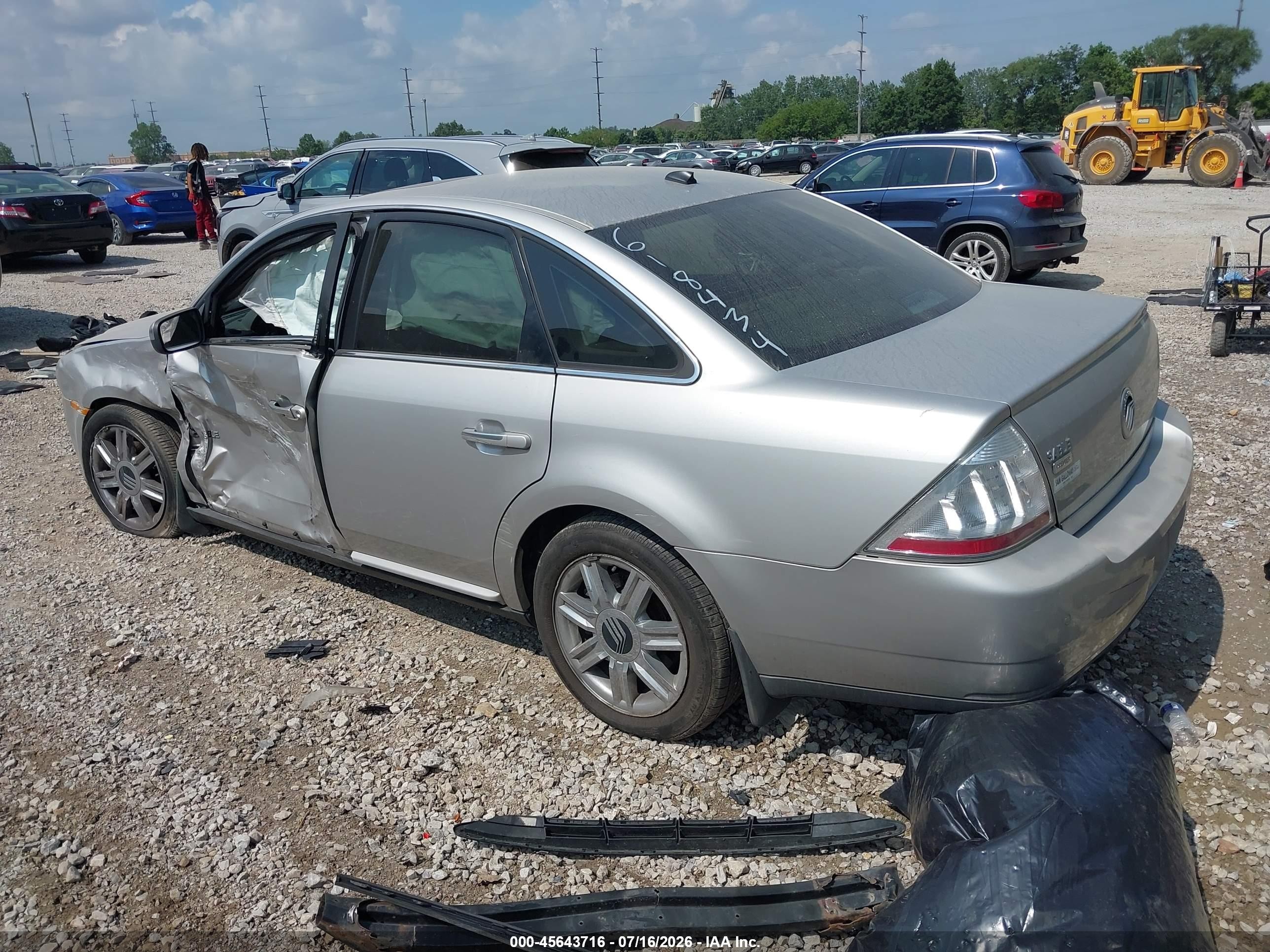2008 Mercury Sable Premier Silver vin: 1MEHM42W78G618434