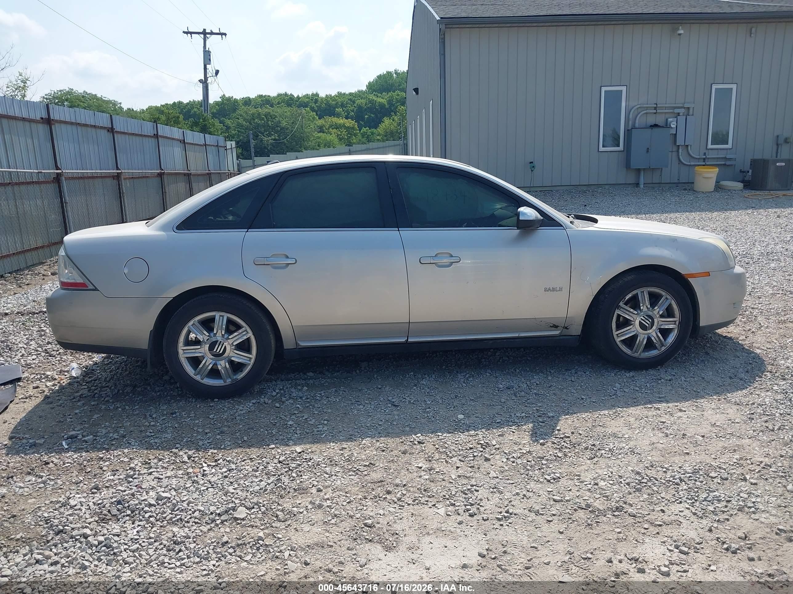 2008 Mercury Sable Premier Silver vin: 1MEHM42W78G618434
