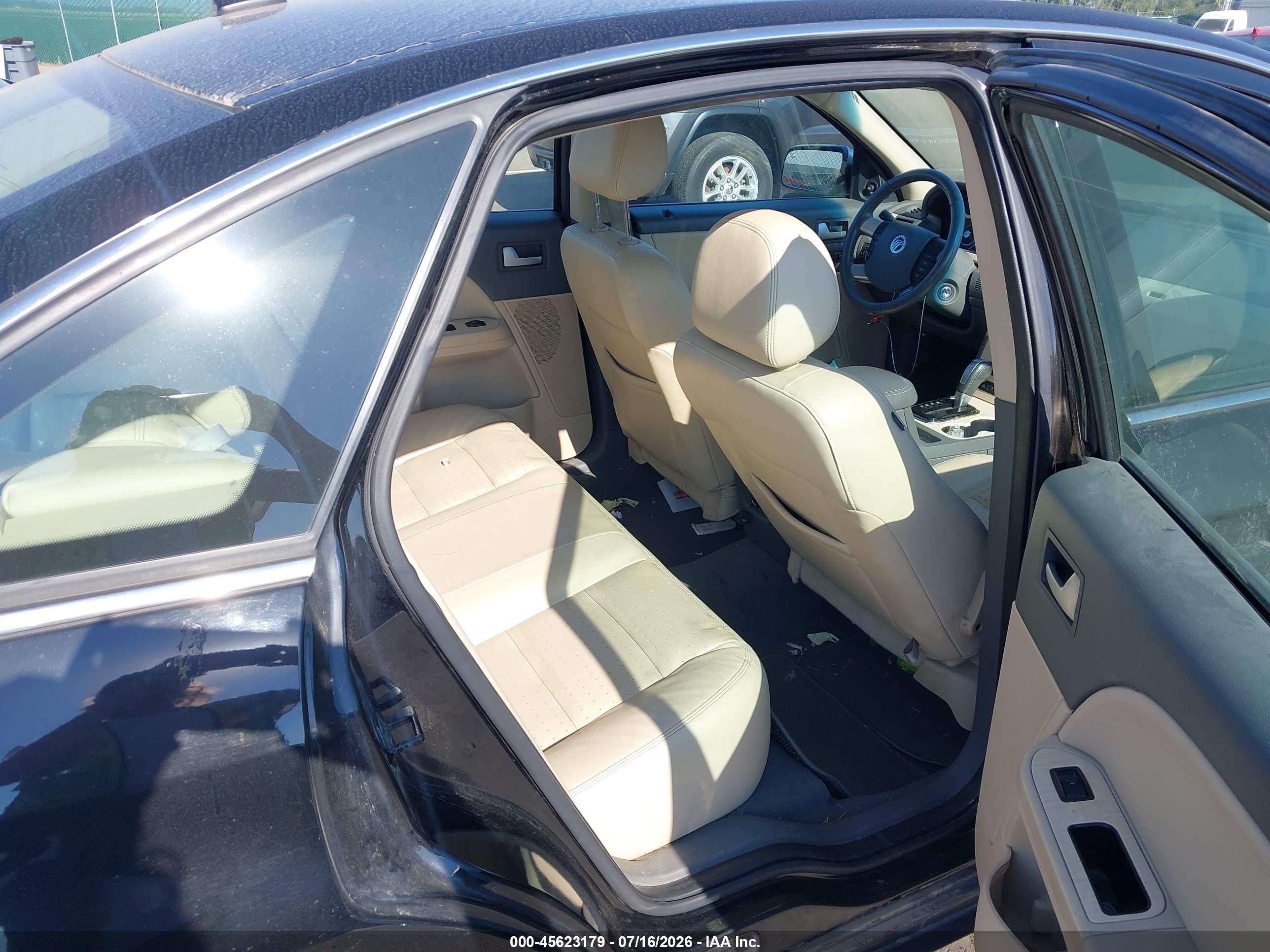 2008 Mercury Sable Premier Black vin: 1MEHM42W98G605524