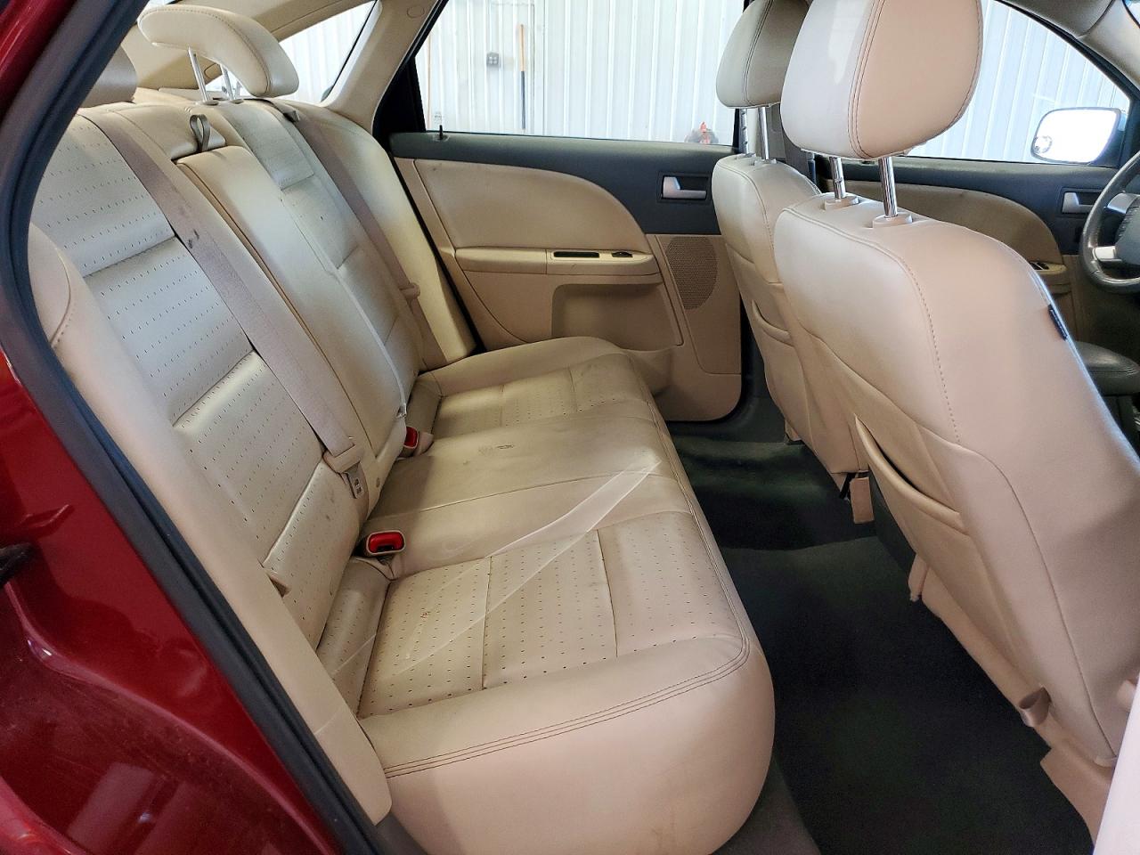 2008 Mercury Sable Premier Maroon vin: 1MEHM42WX8G614328
