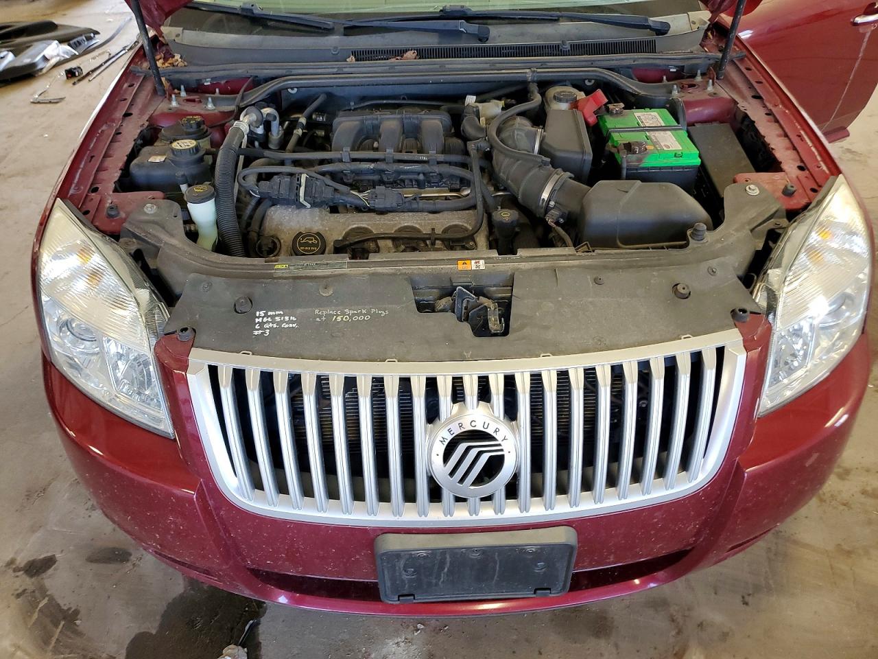 2008 Mercury Sable Premier Maroon vin: 1MEHM42WX8G614328