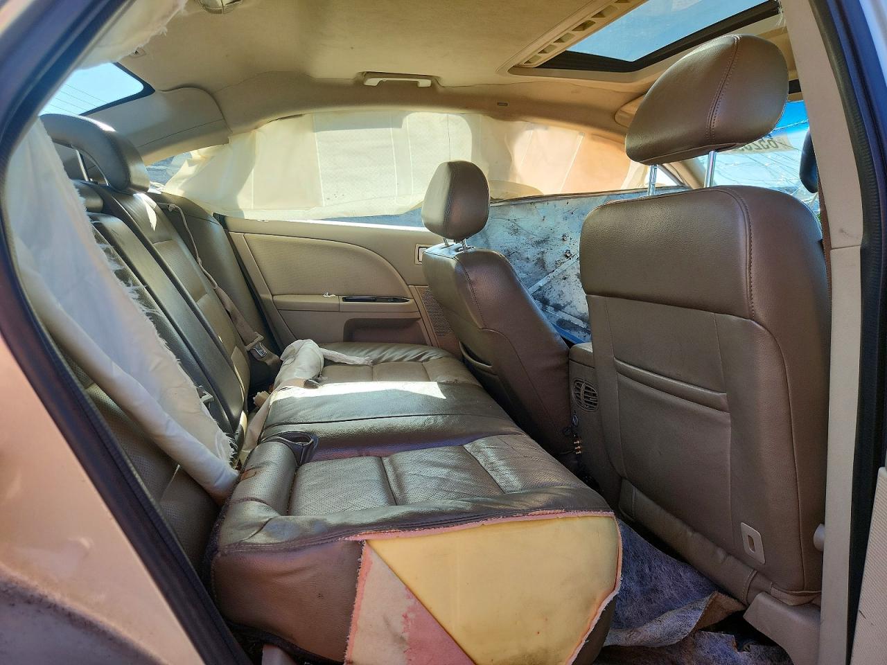 2005 Mercury Montego Premier Gold vin: 1MEHM43105G608648
