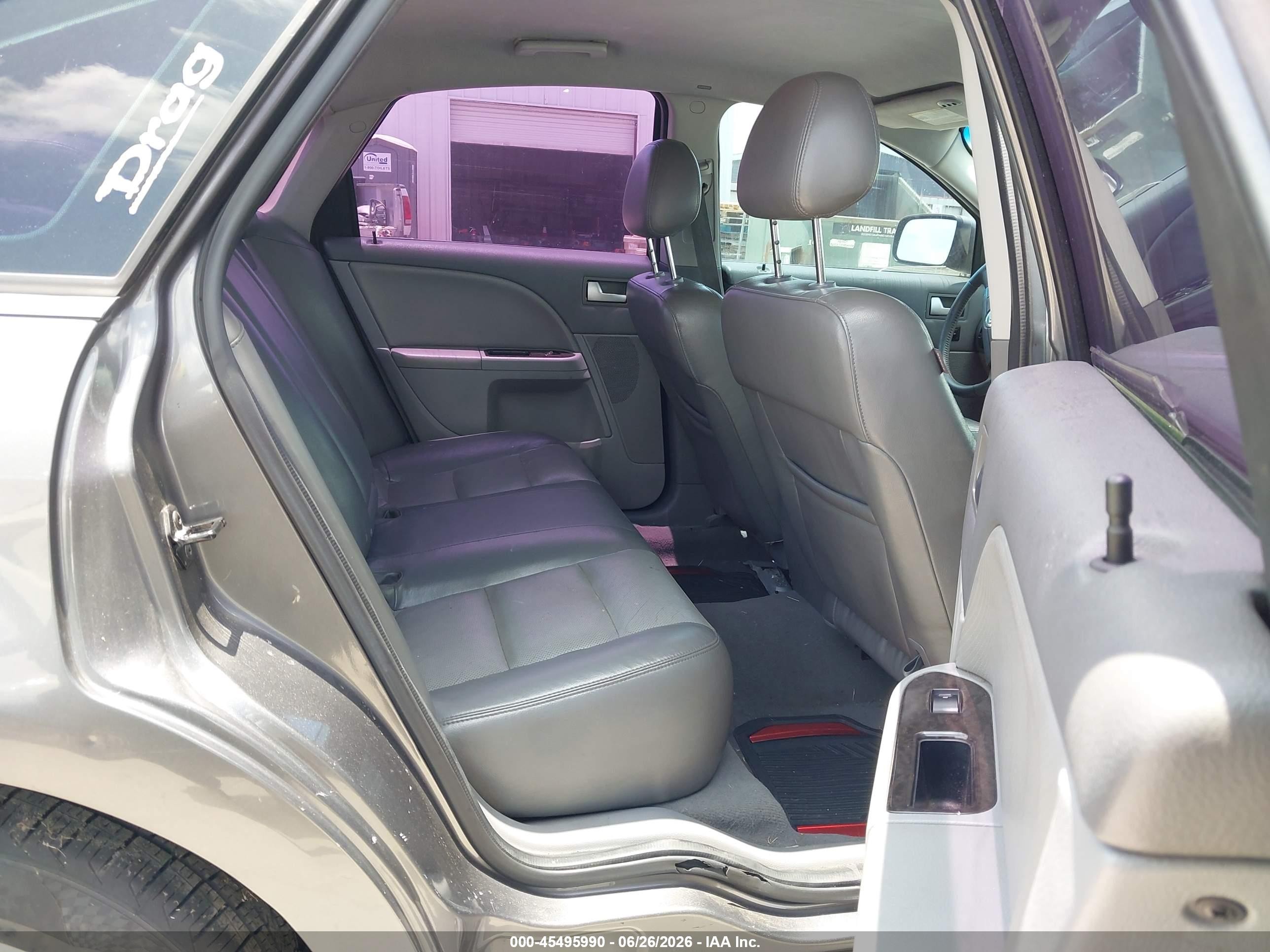 2005 Mercury Montego Premier Gray vin: 1MEHM43185G605657