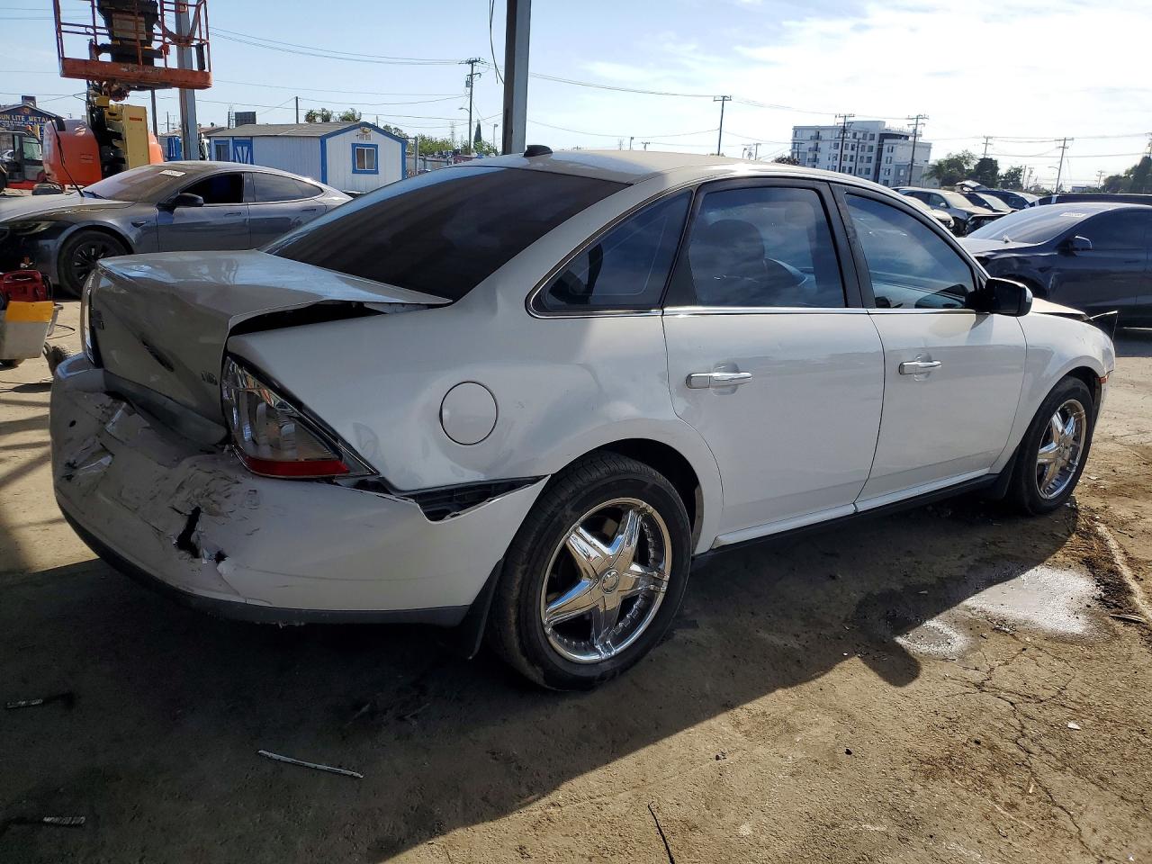 2008 Mercury Sable Premier White vin: 1MEHM43WX8G616224