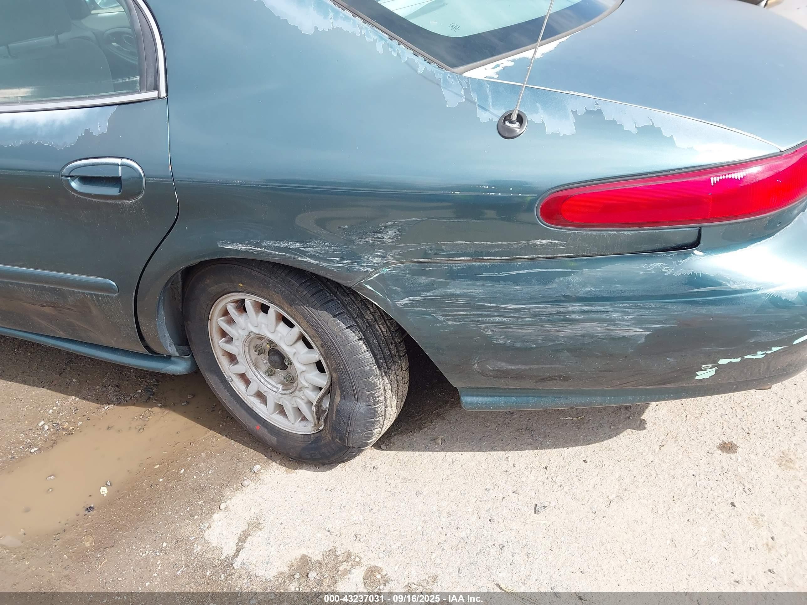 1997 Mercury Sable Gs Green vin: 1MELM50UXVA642307