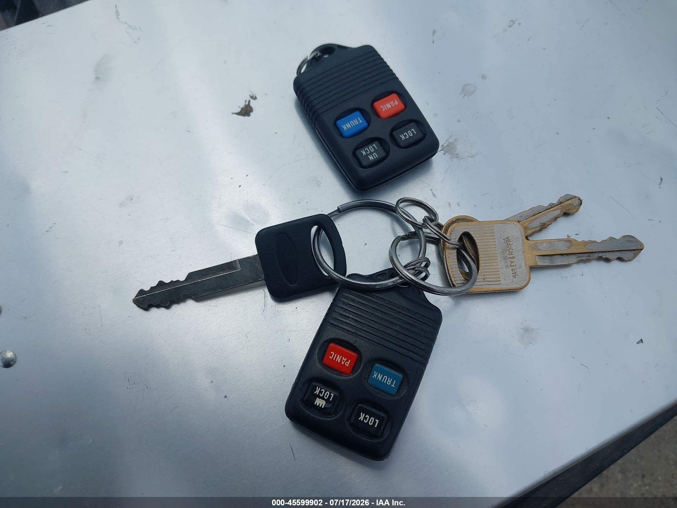 1996 Mercury Cougar Xr7 Silver vin: 1MELM6240TH621991