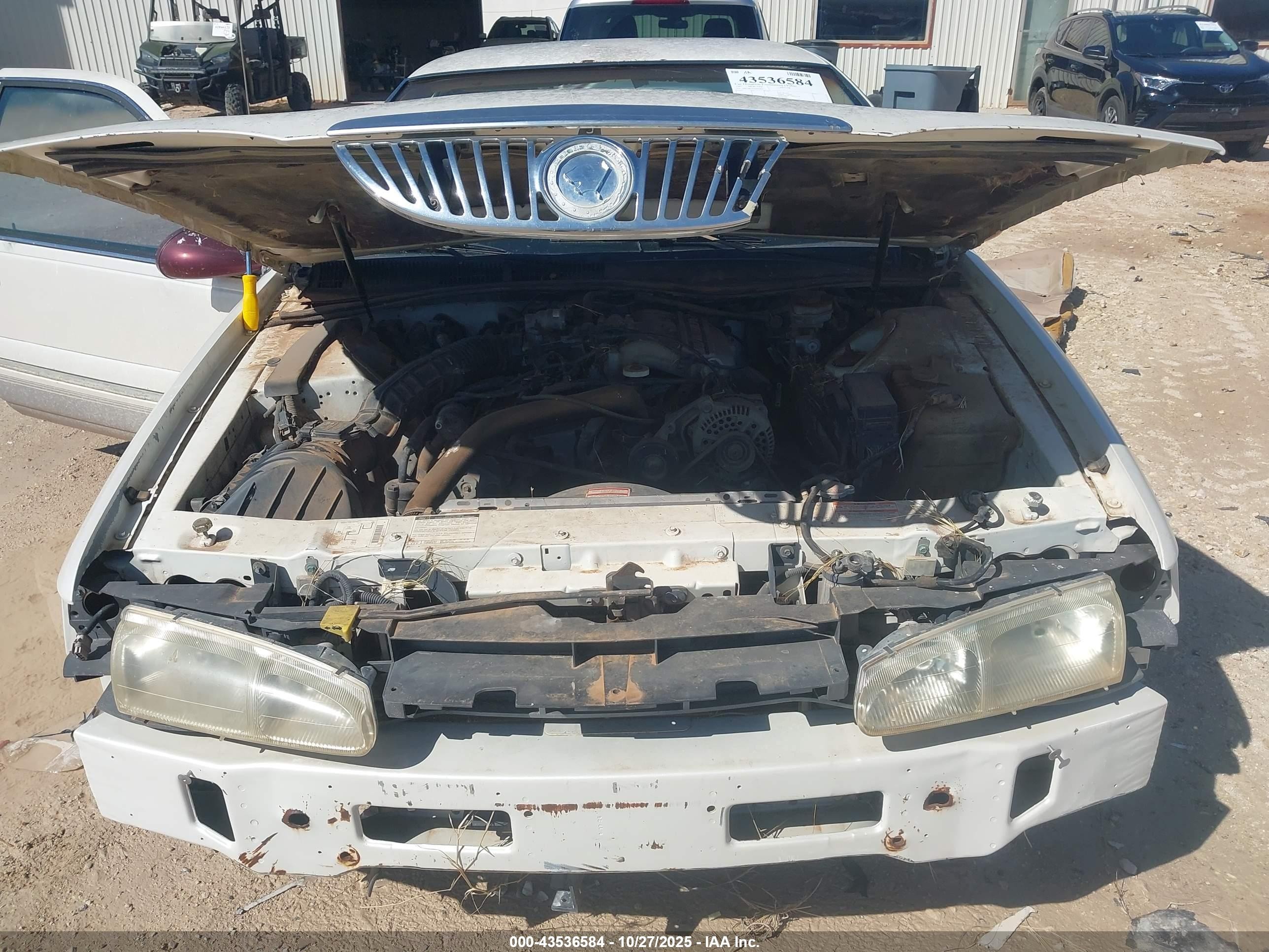 1997 Mercury Cougar Xr7 White vin: 1MELM6243VH602967