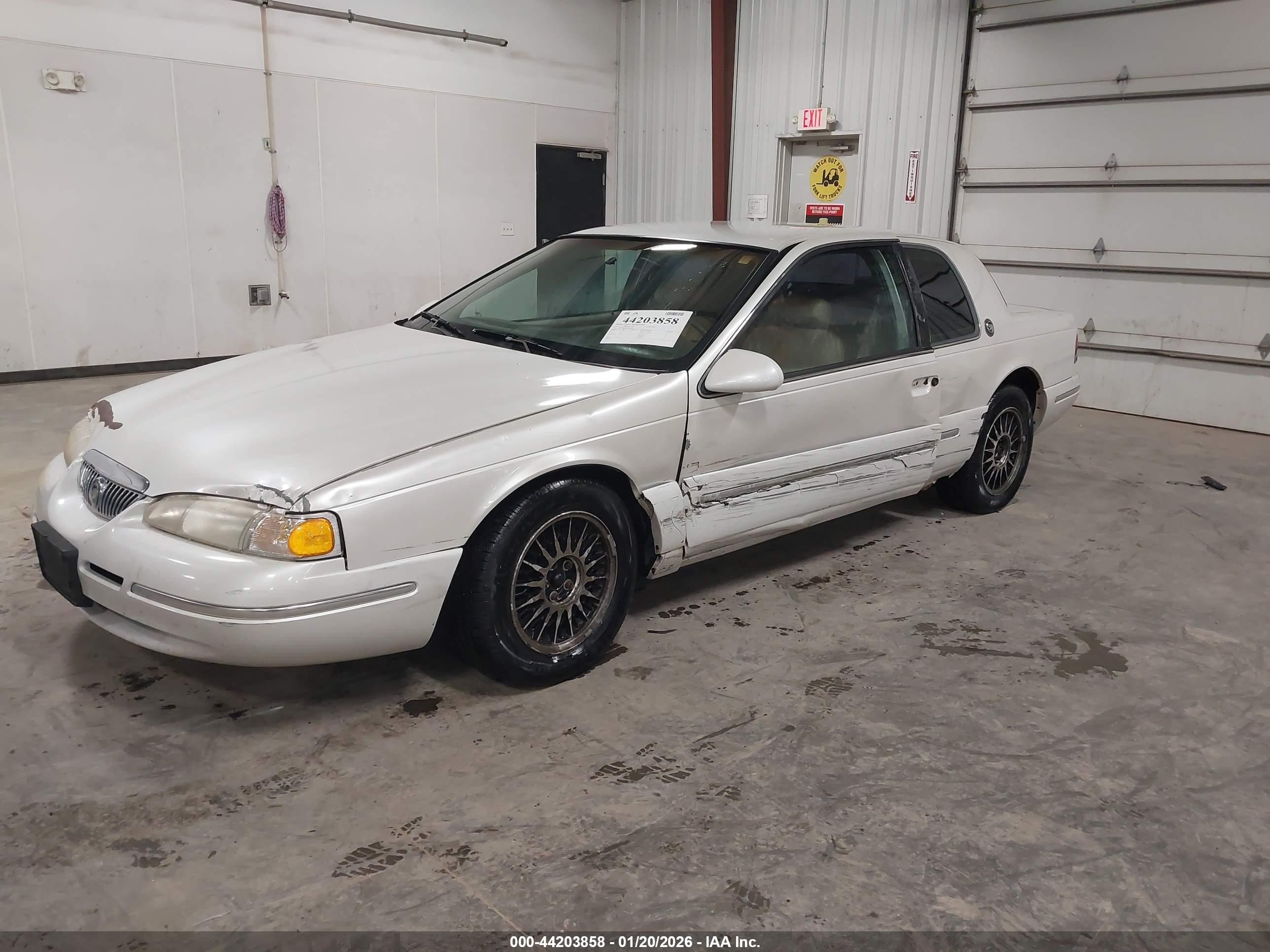 1997 Mercury Cougar Xr7 White vin: 1MELM62W3VH618474