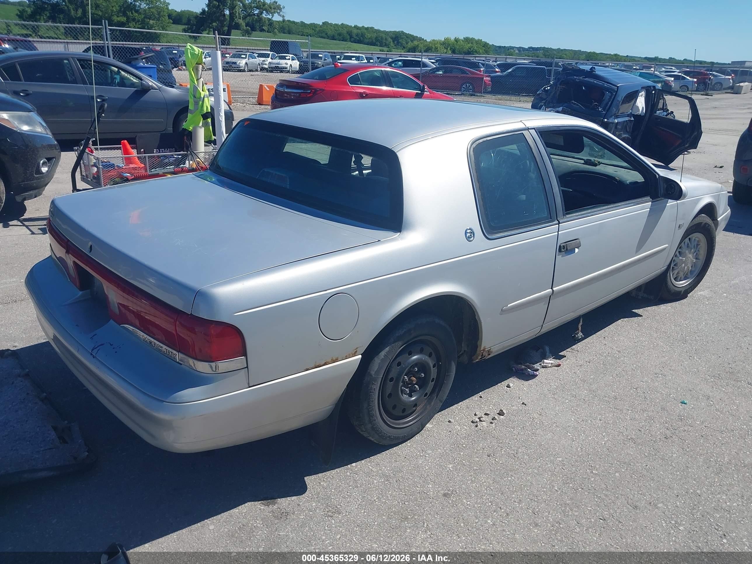 1995 Mercury Cougar Xr7 Silver vin: 1MELM62W7SH651926