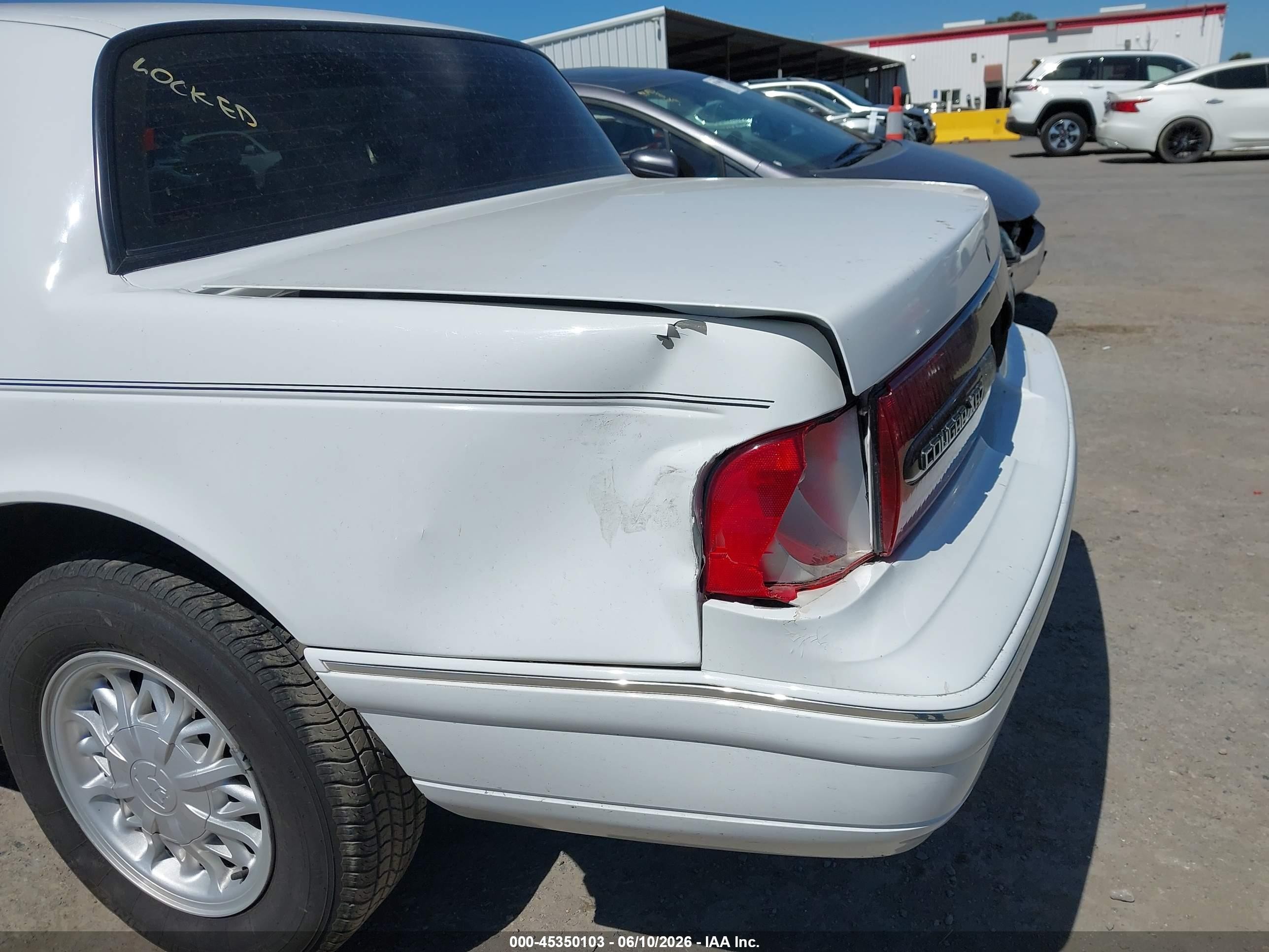 1993 Mercury Cougar Xr7 White vin: 1MEPM6242PH670777
