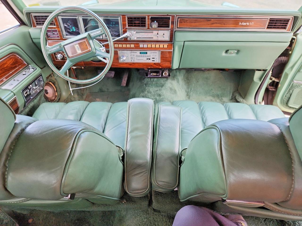 1981 Lincoln Mark Vi Green vin: 1MRBP95F8BY665459