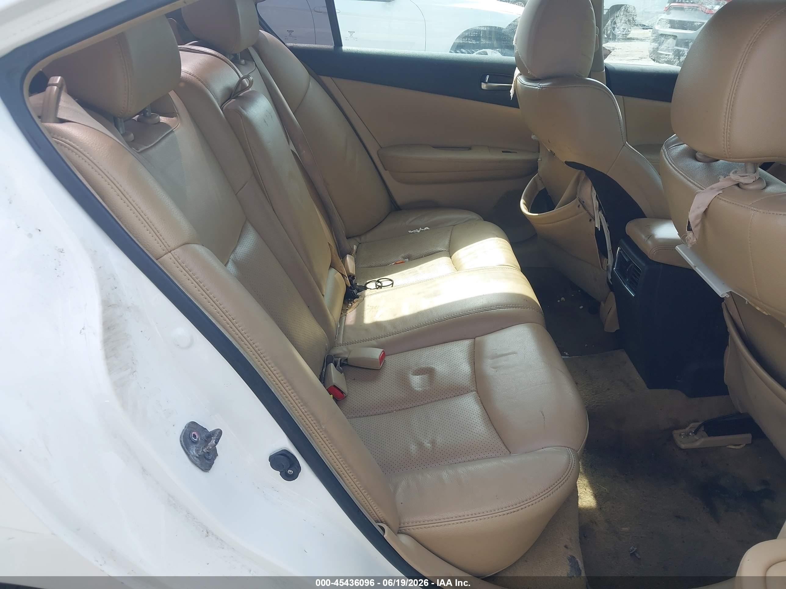 2009 Nissan Maxima 3.5 Sv White vin: 1N4AA51E39C804366
