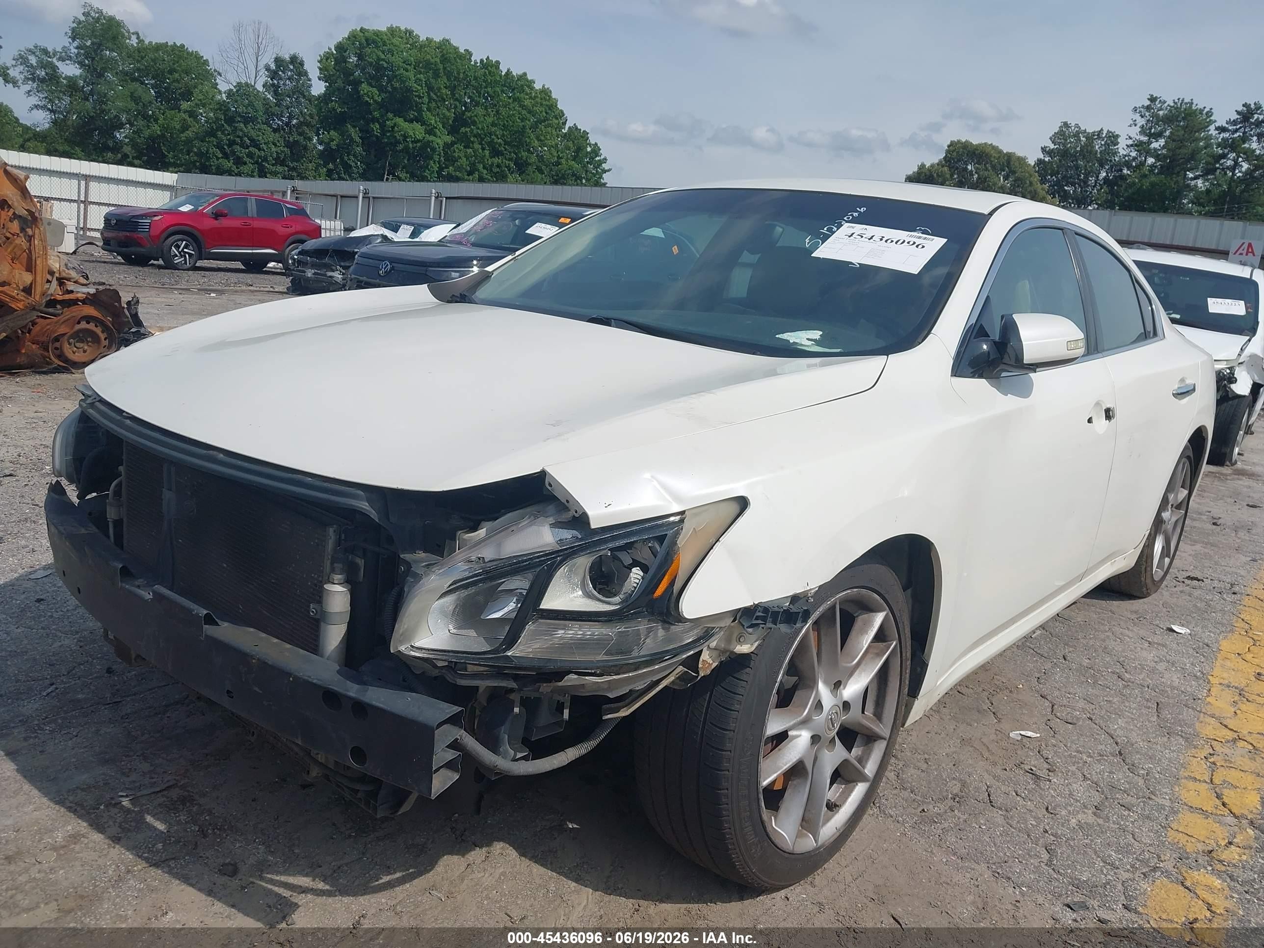 2009 Nissan Maxima 3.5 Sv White vin: 1N4AA51E39C804366