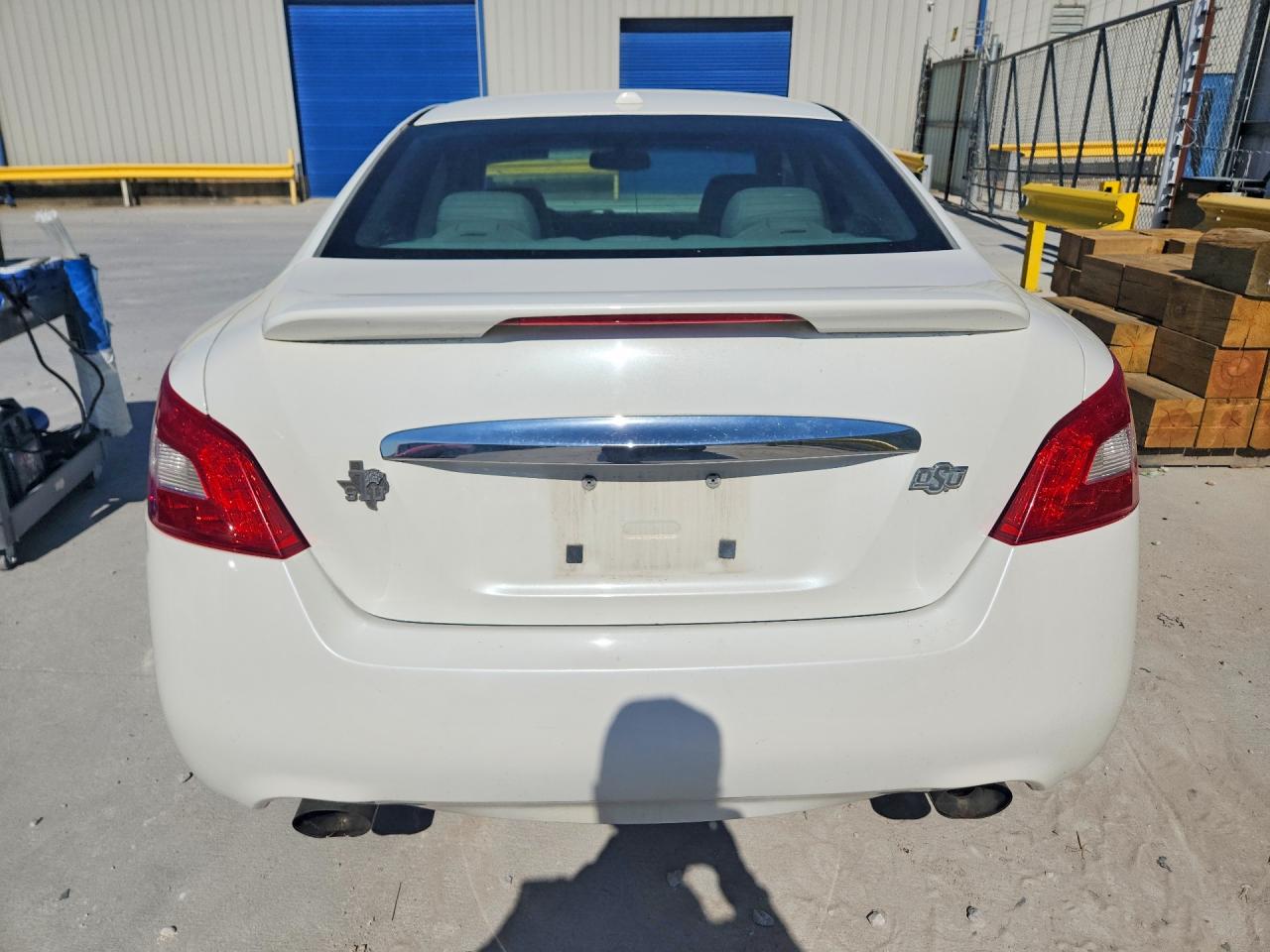2009 Nissan Maxima Белый vin: 1N4AA51E89C804802