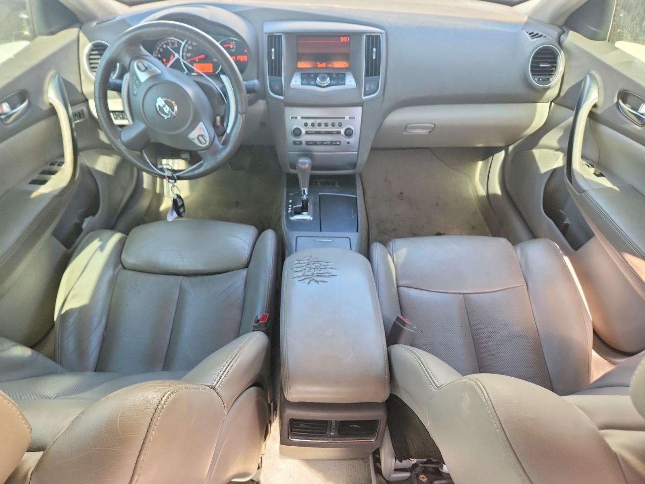 2009 Nissan Maxima Белый vin: 1N4AA51E89C804802