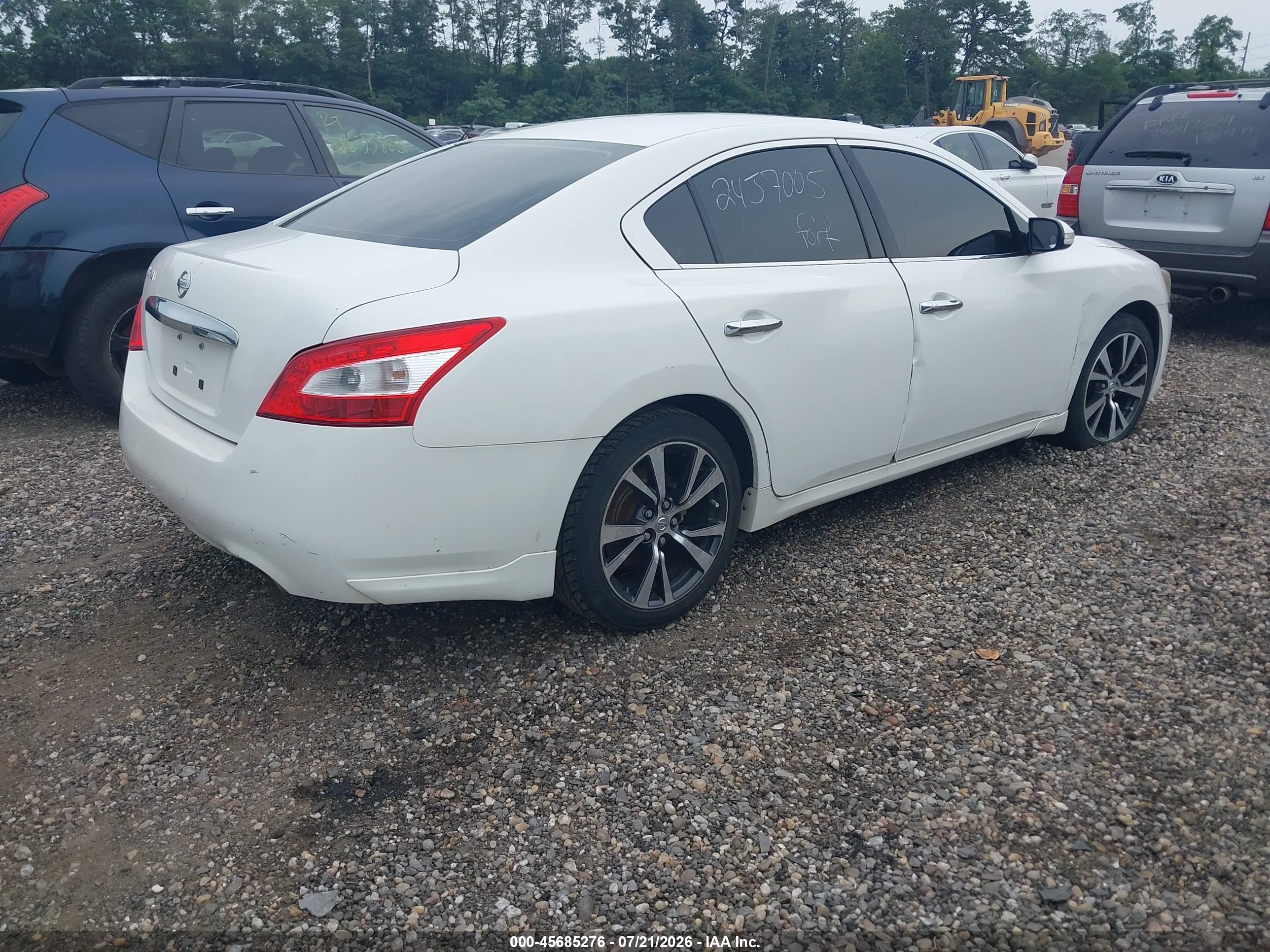 2009 Nissan Maxima 3.5 Sv White vin: 1N4AA51E99C860070