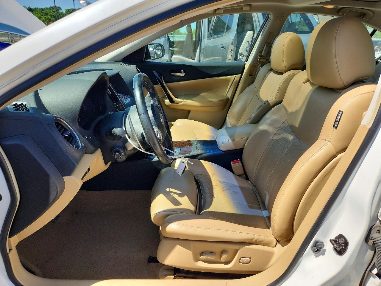 2009 Nissan Maxima S/sv Белый vin: 1N4AA51EX9C830575