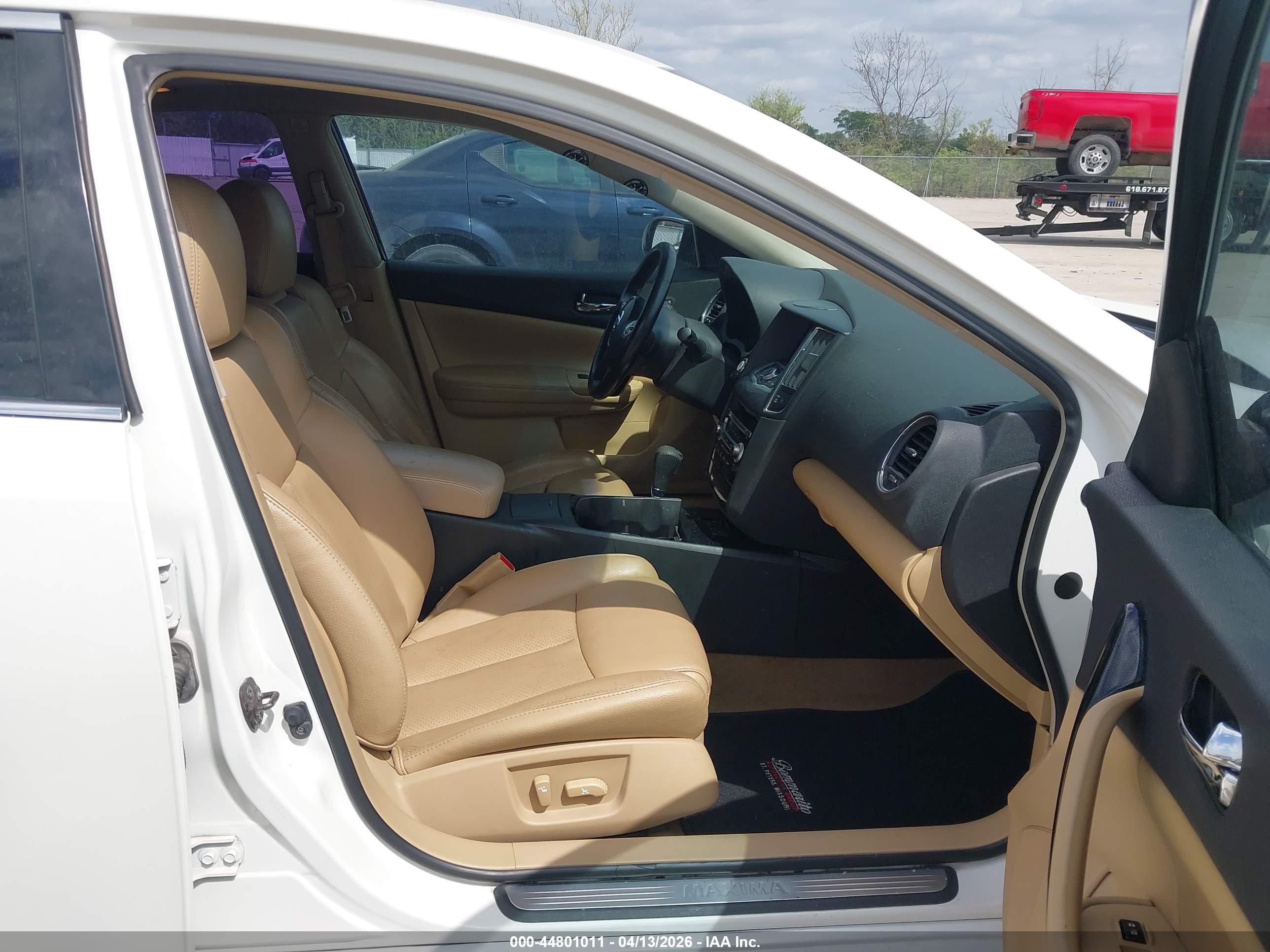 2010 Nissan Maxima 3.5 Sv White vin: 1N4AA5AP0AC864028