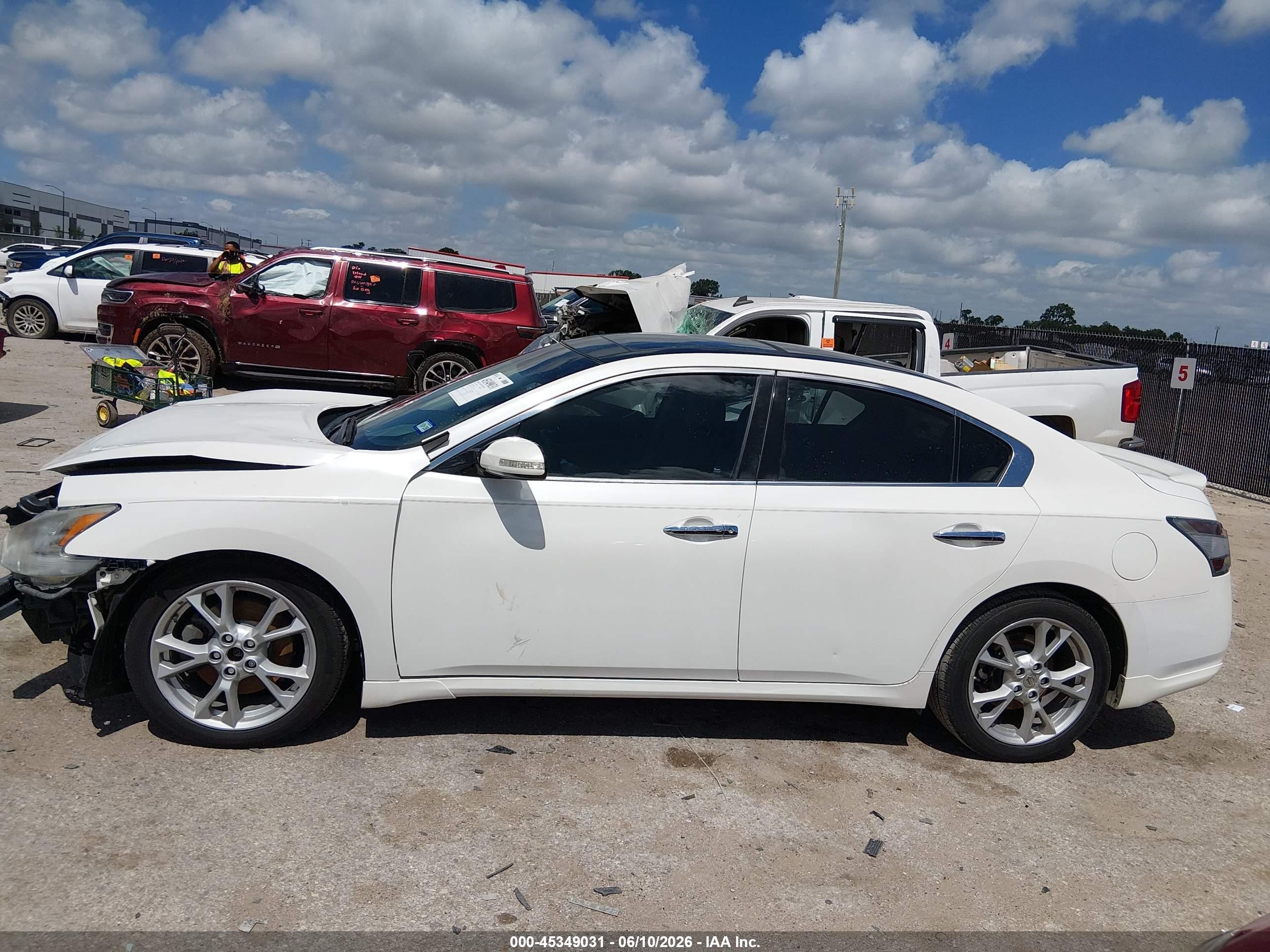 2012 Nissan Maxima 3.5 Sv White vin: 1N4AA5AP0CC823739