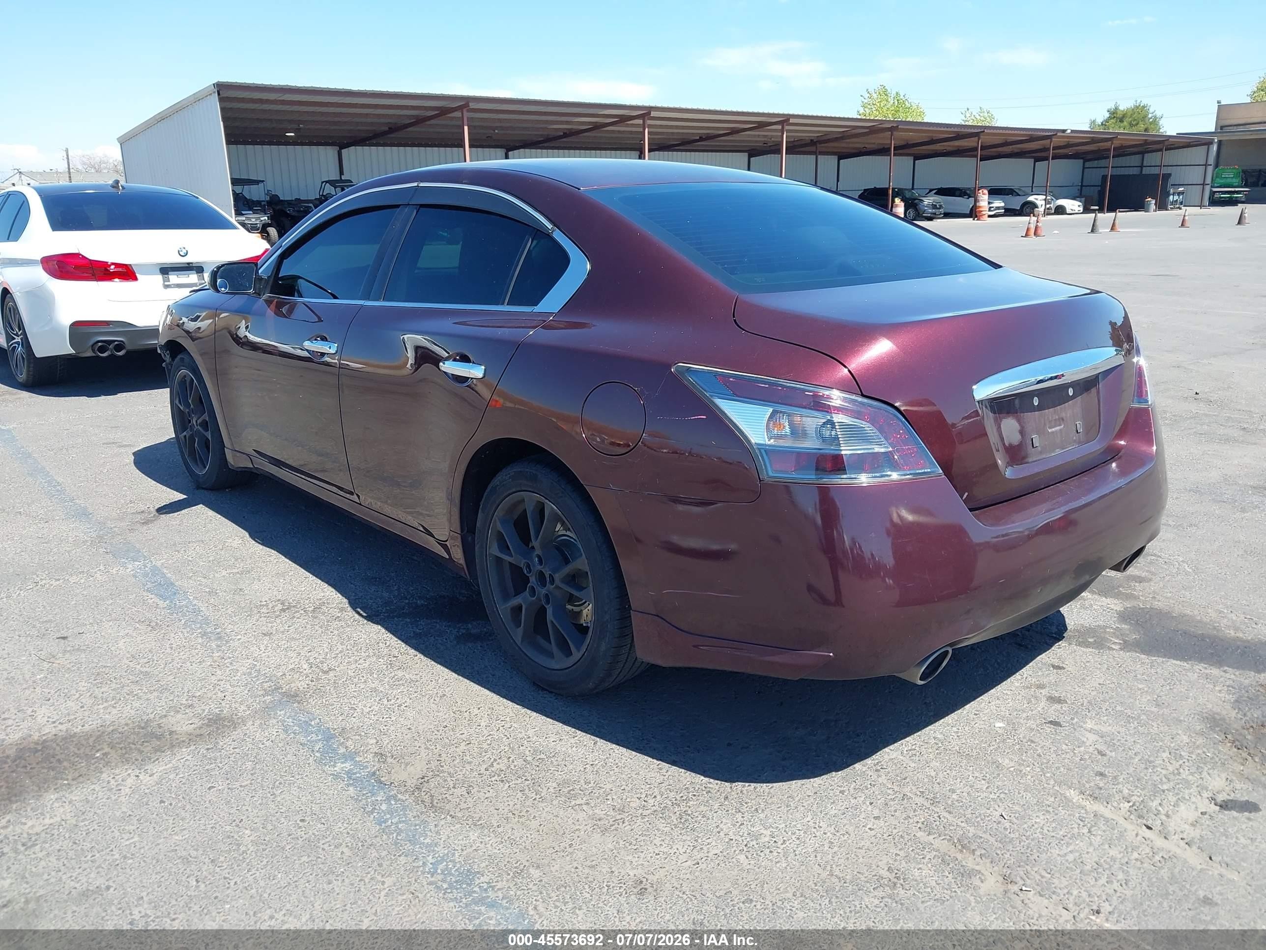 2014 Nissan Maxima 3.5 S Красный vin: 1N4AA5AP0EC498352