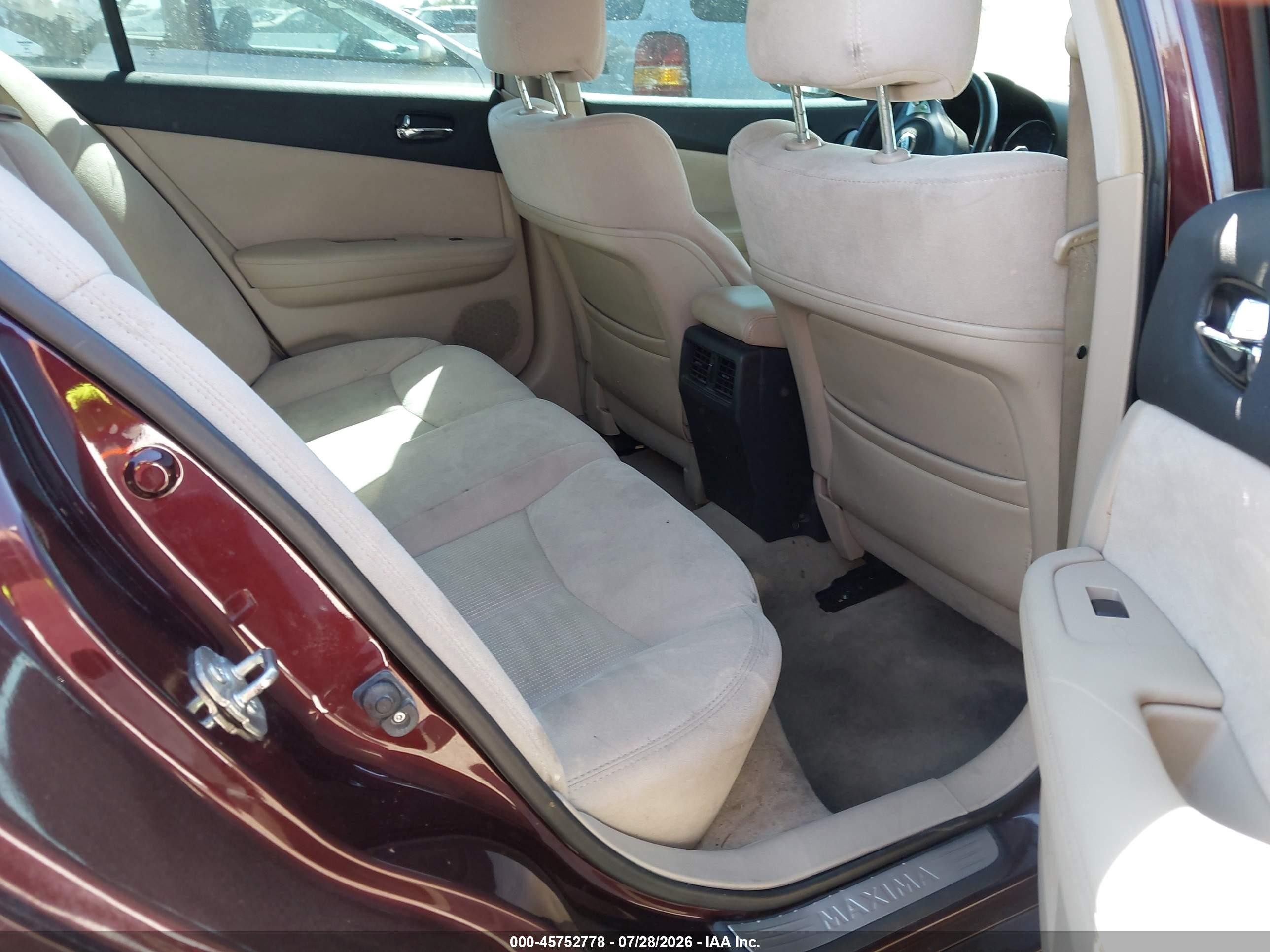 2014 Nissan Maxima 3.5 S Burgundy vin: 1N4AA5AP0EC498352