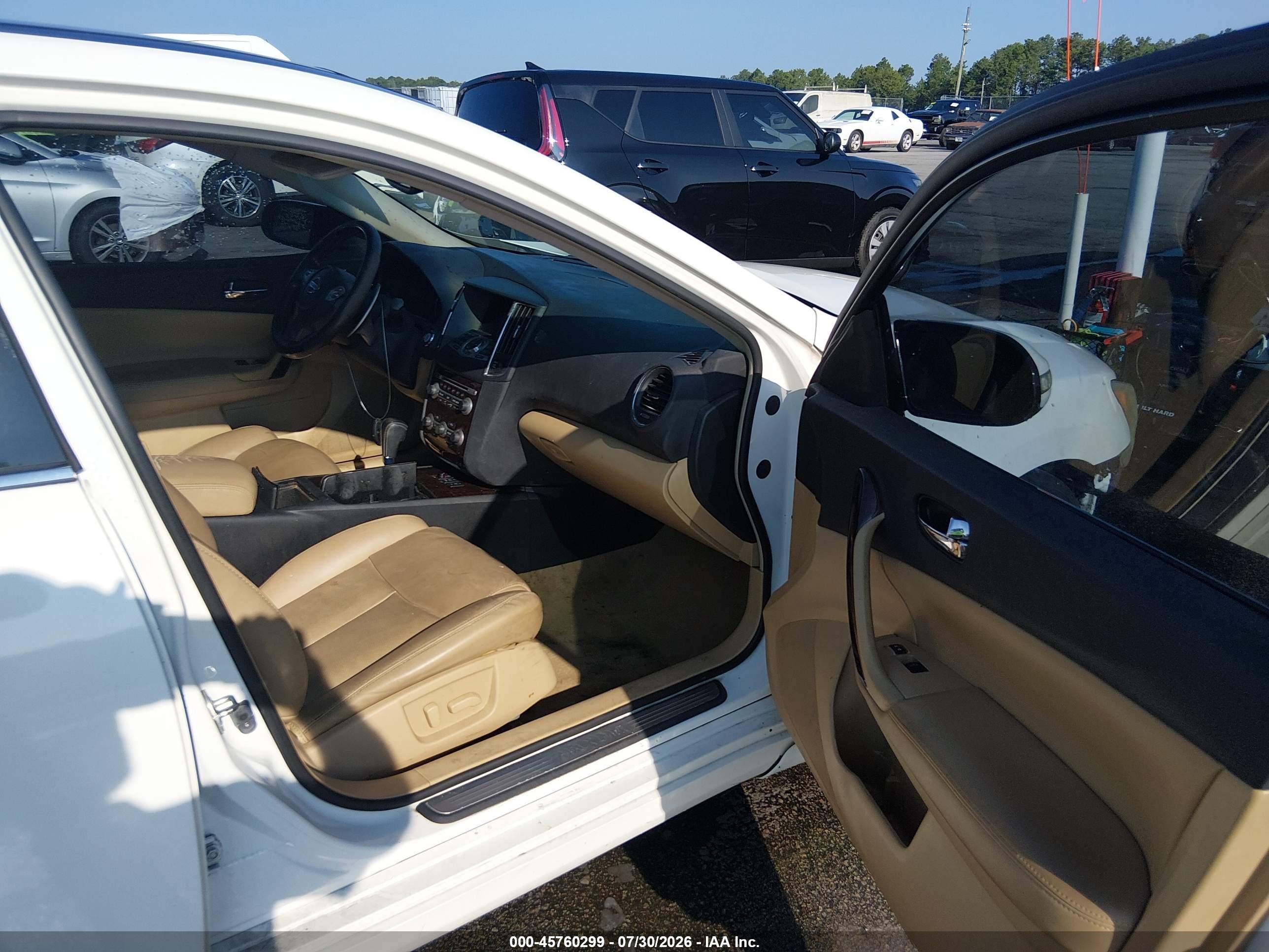 2011 Nissan Maxima 3.5 Sv White vin: 1N4AA5AP1BC851161