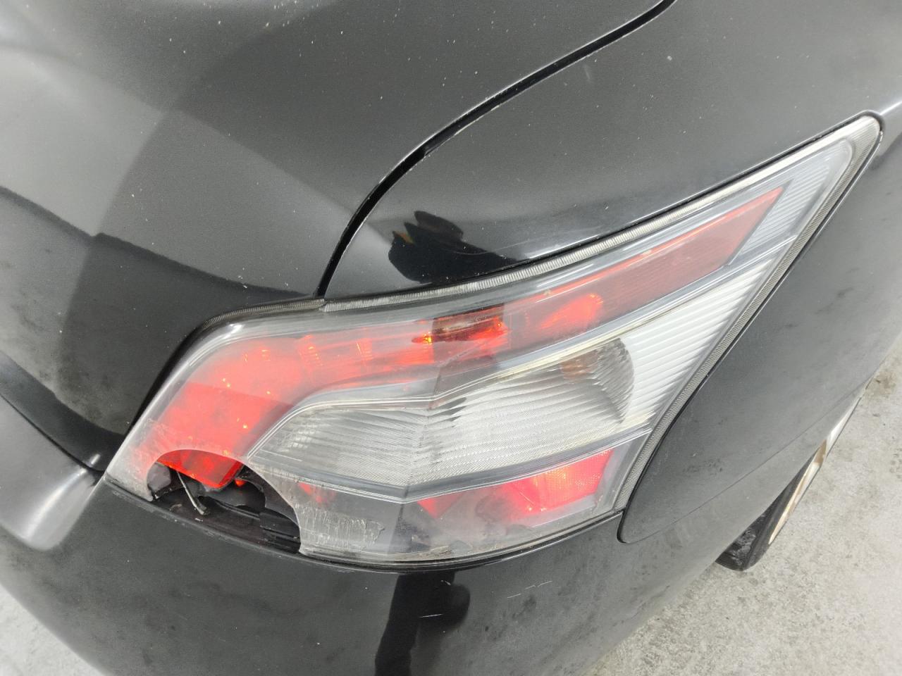2012 Nissan Maxima 3.5 S Черный vin: 1N4AA5AP1CC810546 Damage: Right Tail Light, Broken, Replacement Required
