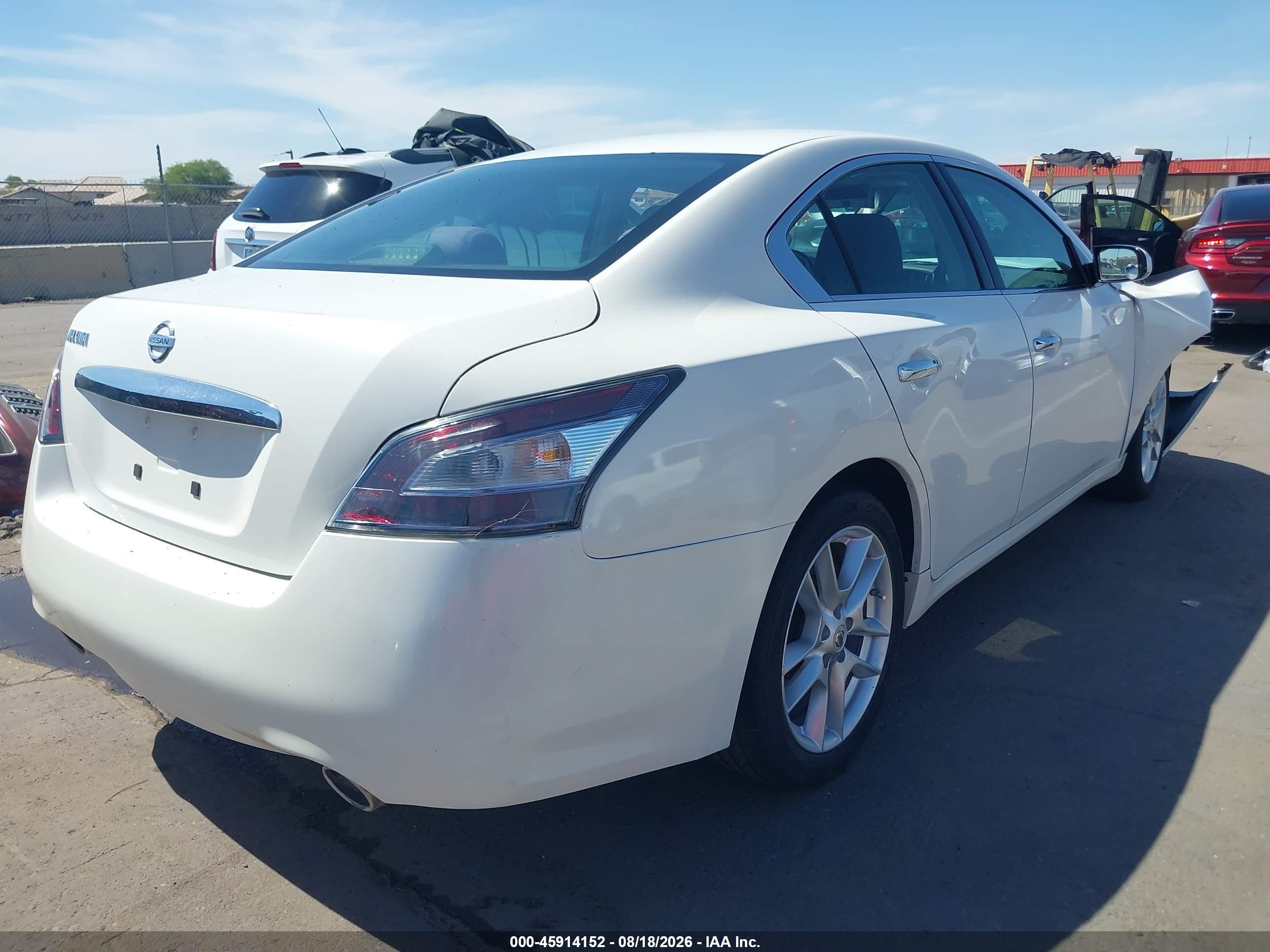 2012 Nissan Maxima 3.5 S White vin: 1N4AA5AP1CC821420