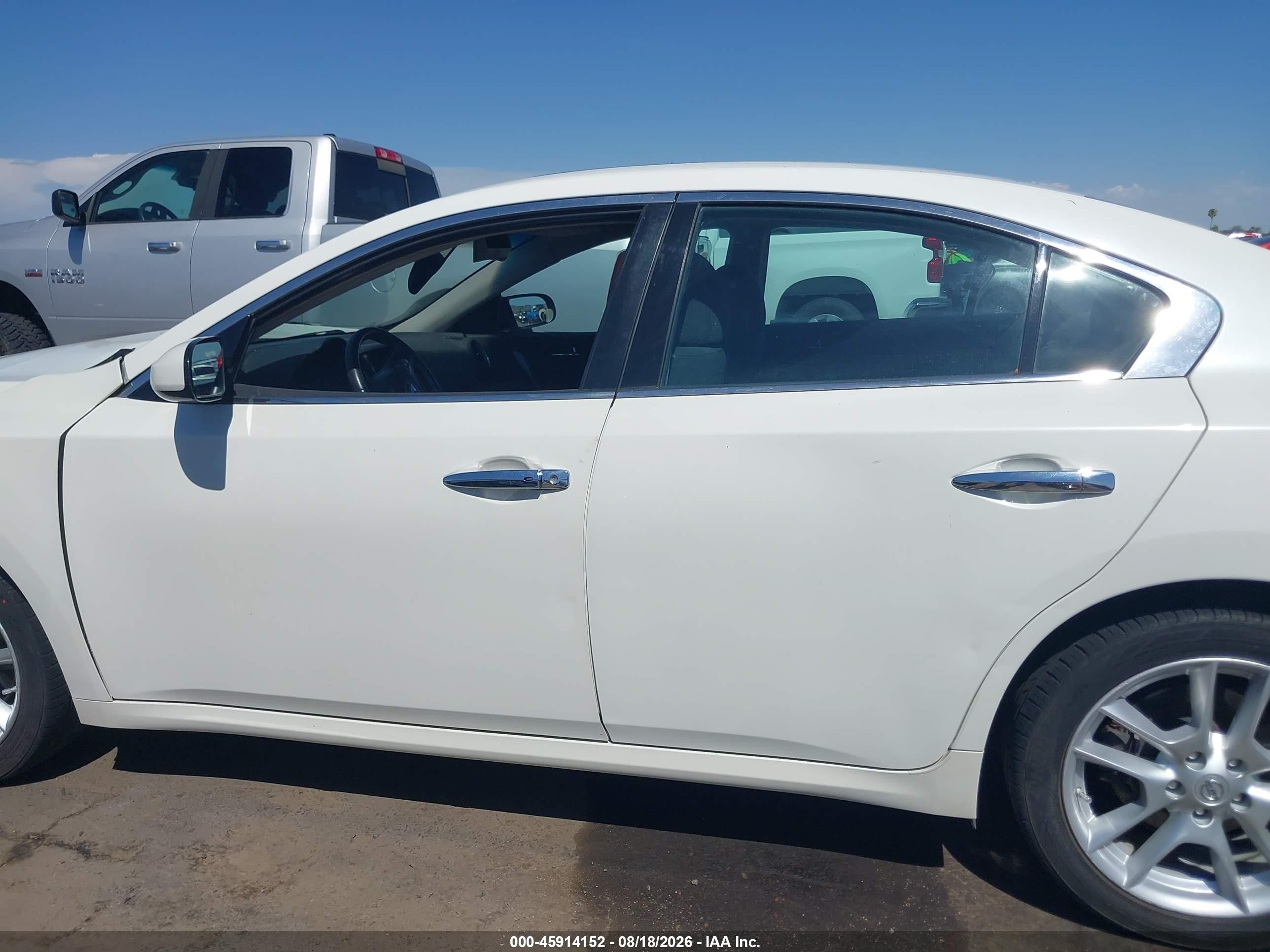 2012 Nissan Maxima 3.5 S White vin: 1N4AA5AP1CC821420