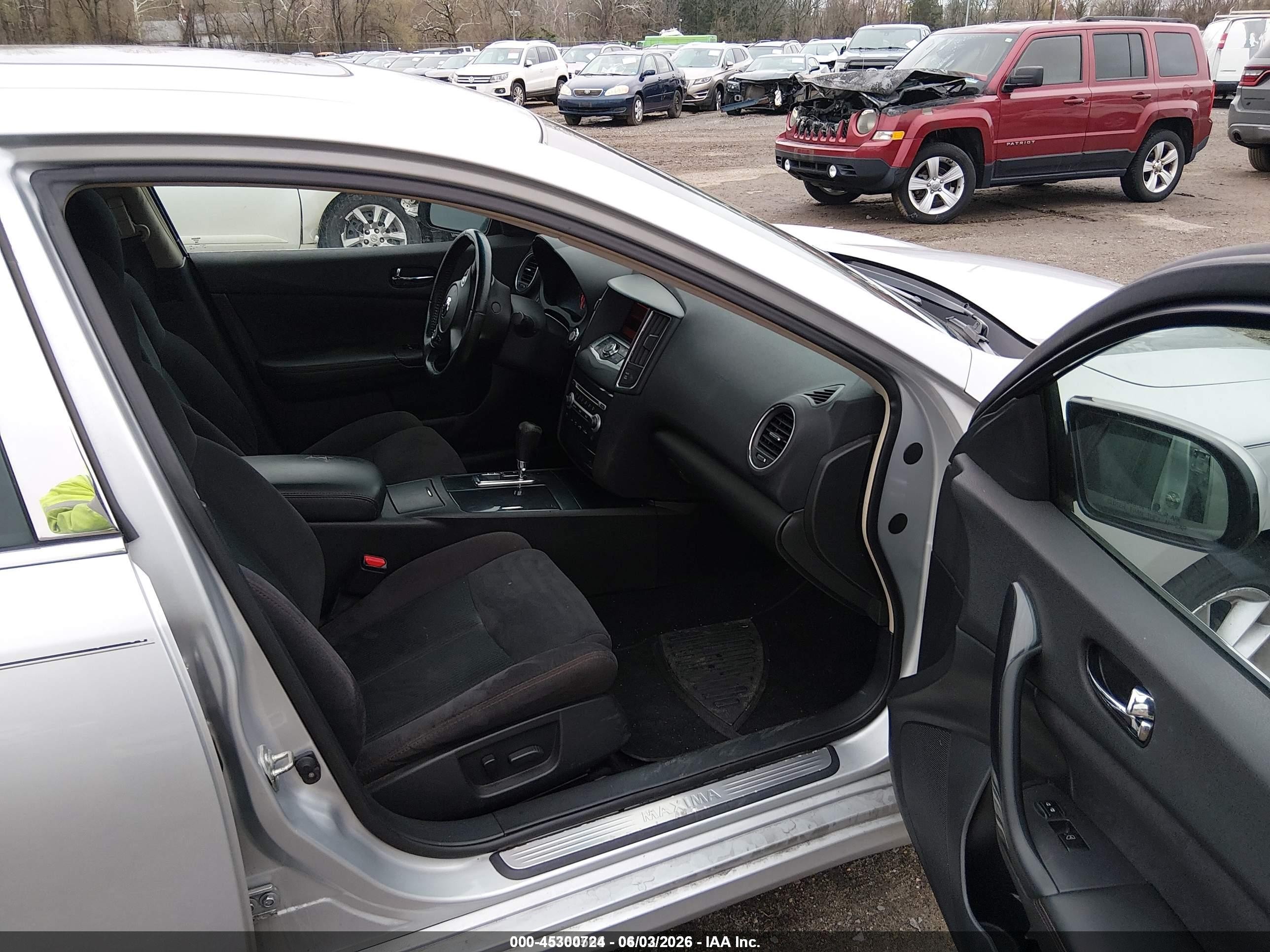 2012 Nissan Maxima 3.5 S Silver vin: 1N4AA5AP1CC860590