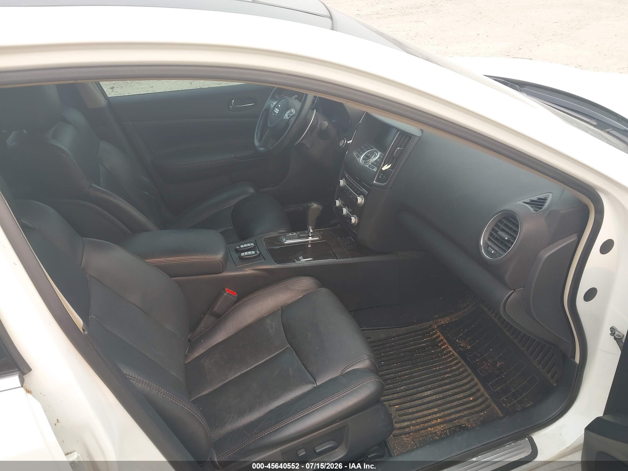 2013 Nissan Maxima 3.5 Sv White vin: 1N4AA5AP1DC840745