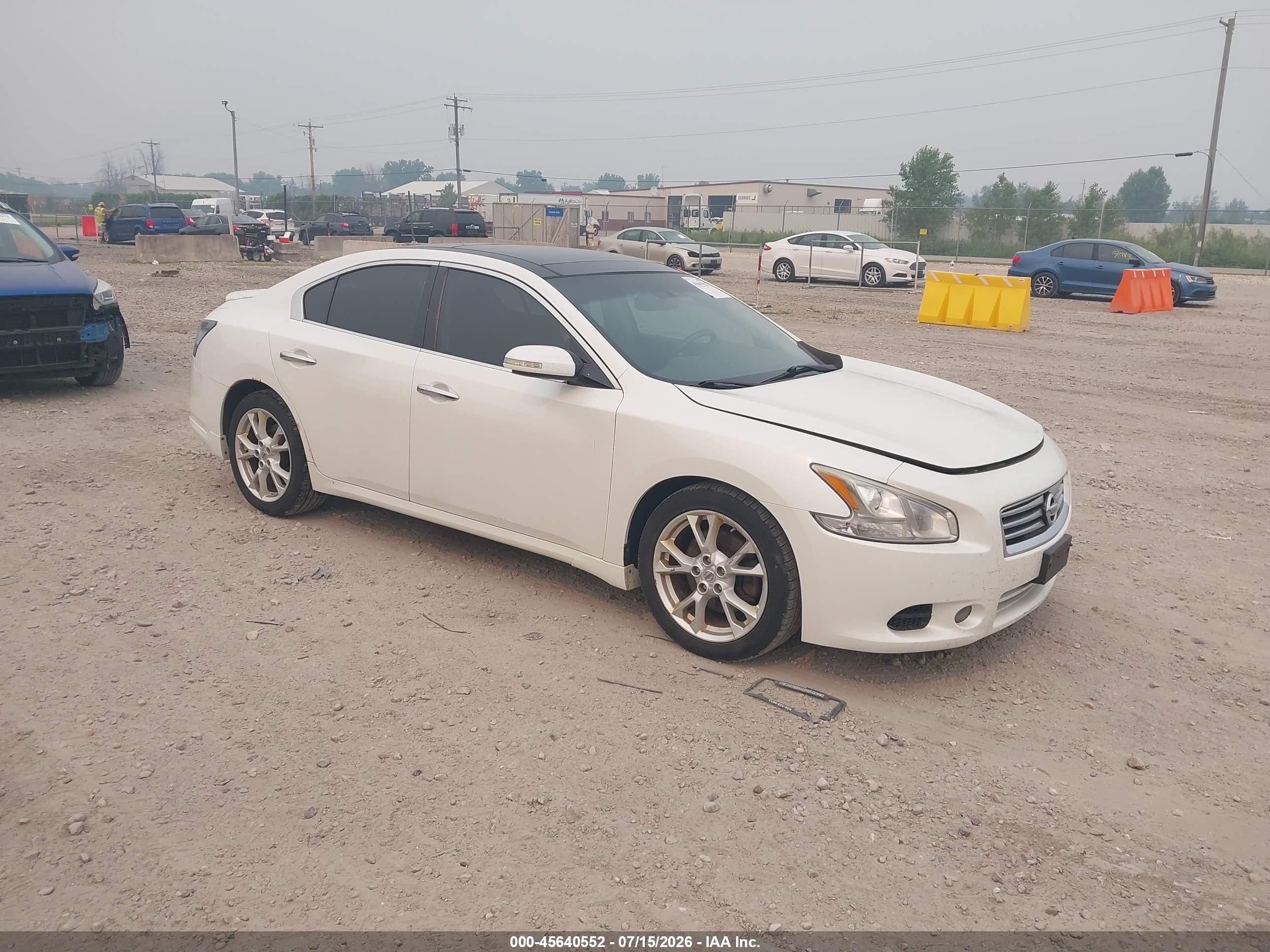 2013 Nissan Maxima 3.5 Sv White vin: 1N4AA5AP1DC840745