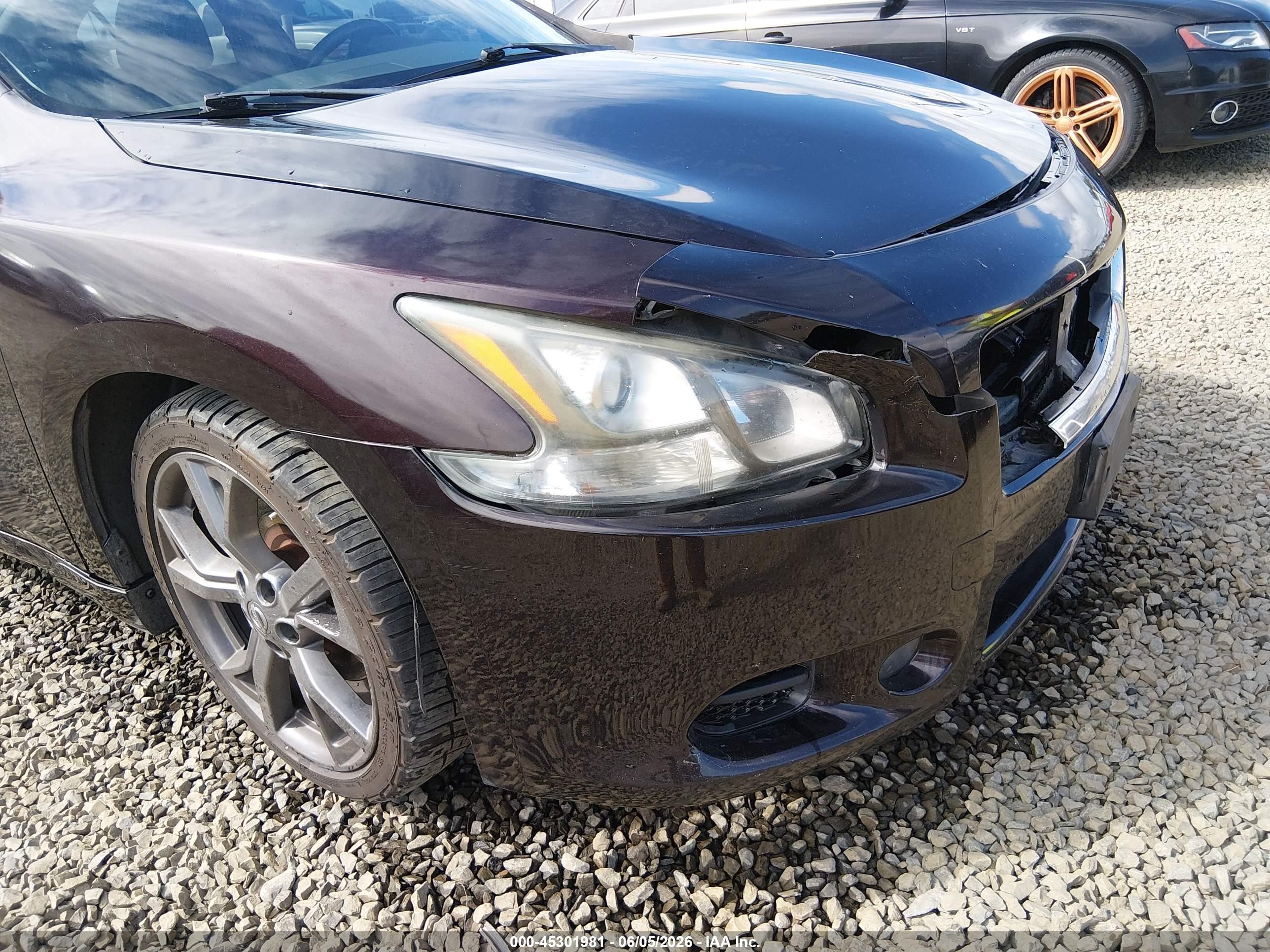 2013 Nissan Maxima 3.5 Sv Burgundy vin: 1N4AA5AP1DC842446