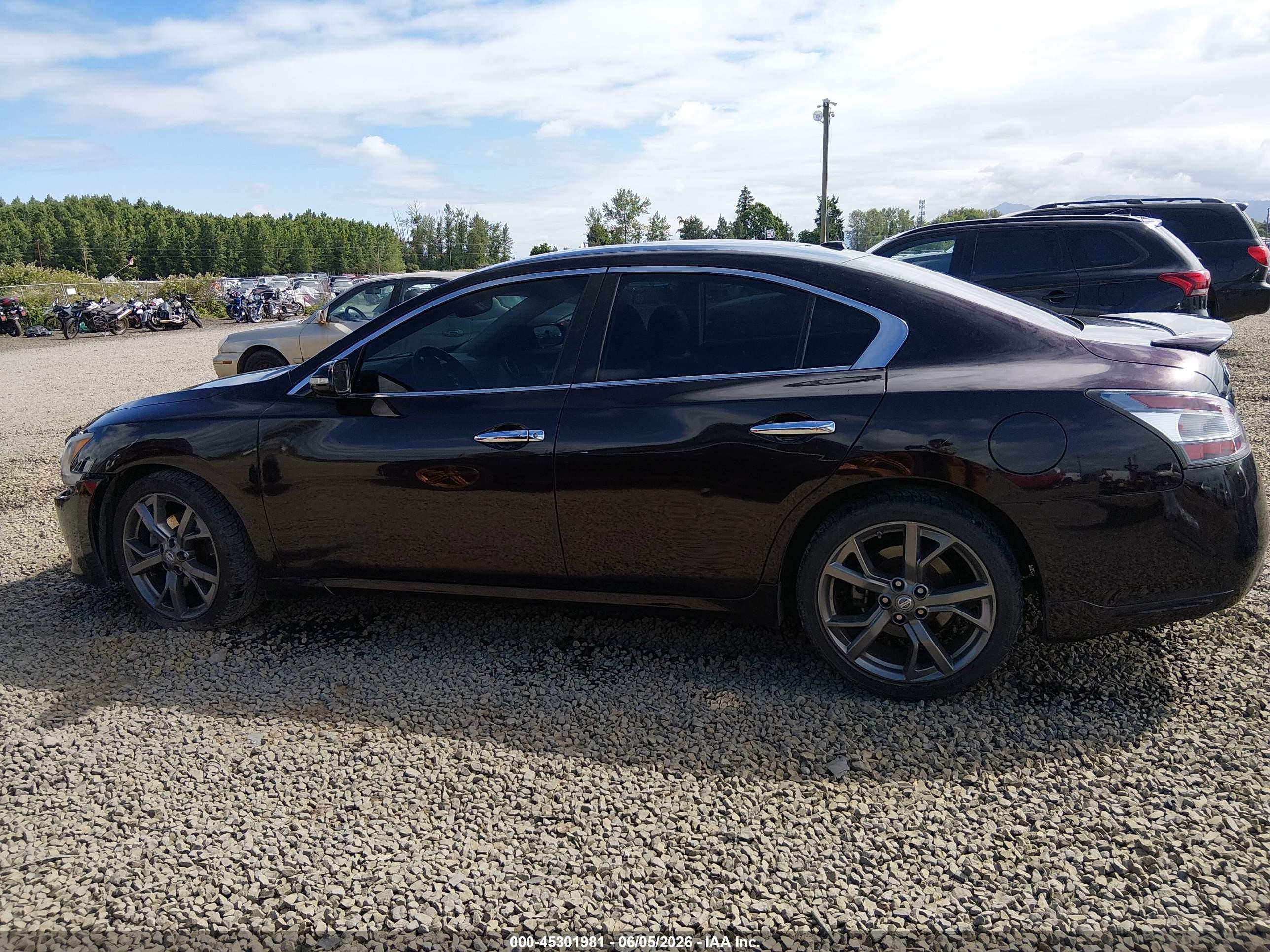 2013 Nissan Maxima 3.5 Sv Burgundy vin: 1N4AA5AP1DC842446