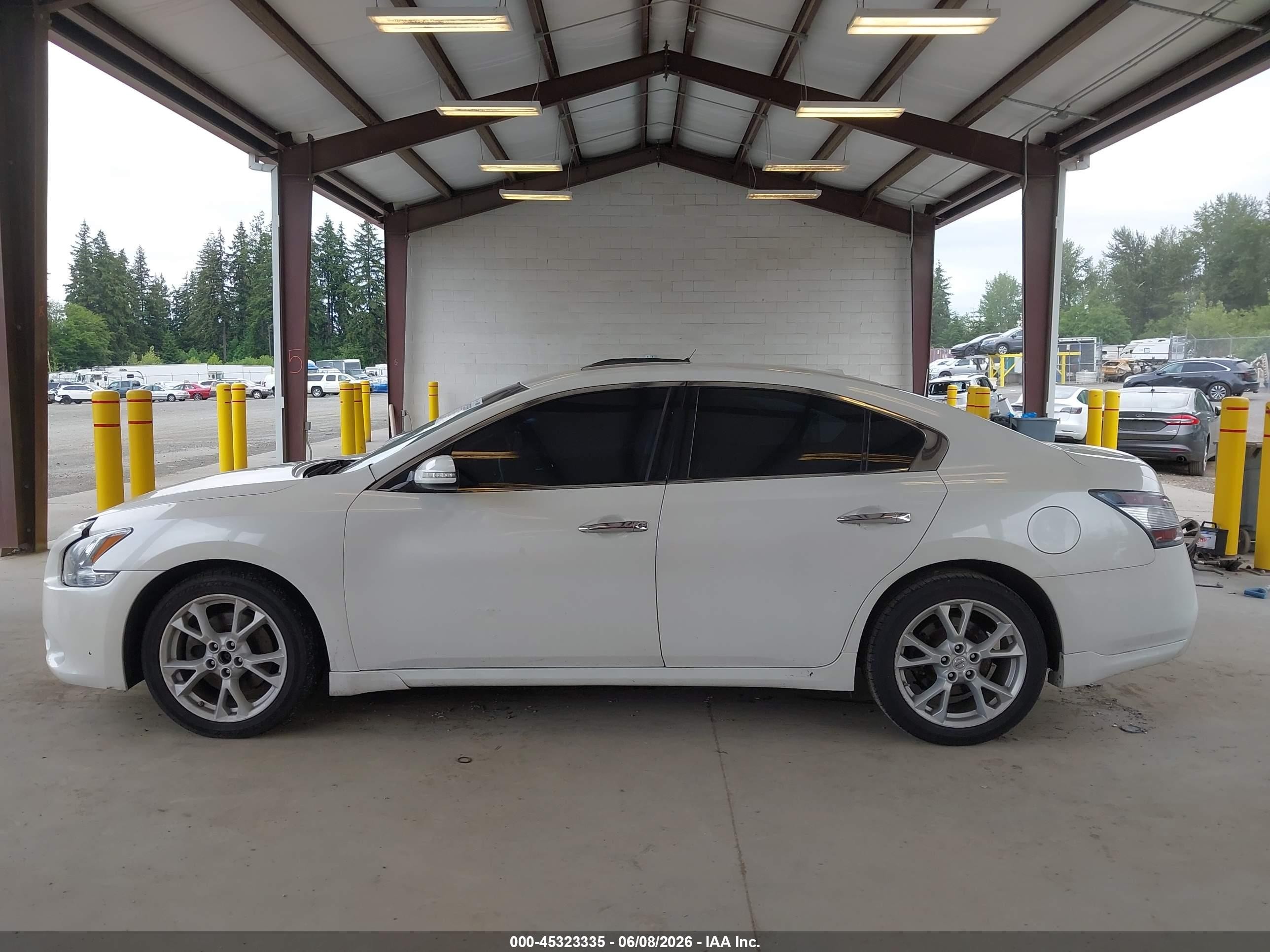 2013 Nissan Maxima 3.5 Sv White vin: 1N4AA5AP1DC843337
