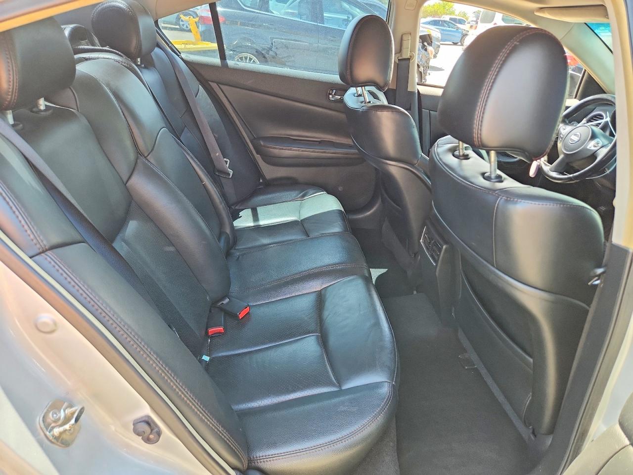 2014 Nissan Maxima 3.5 Sv Silver vin: 1N4AA5AP1EC441710